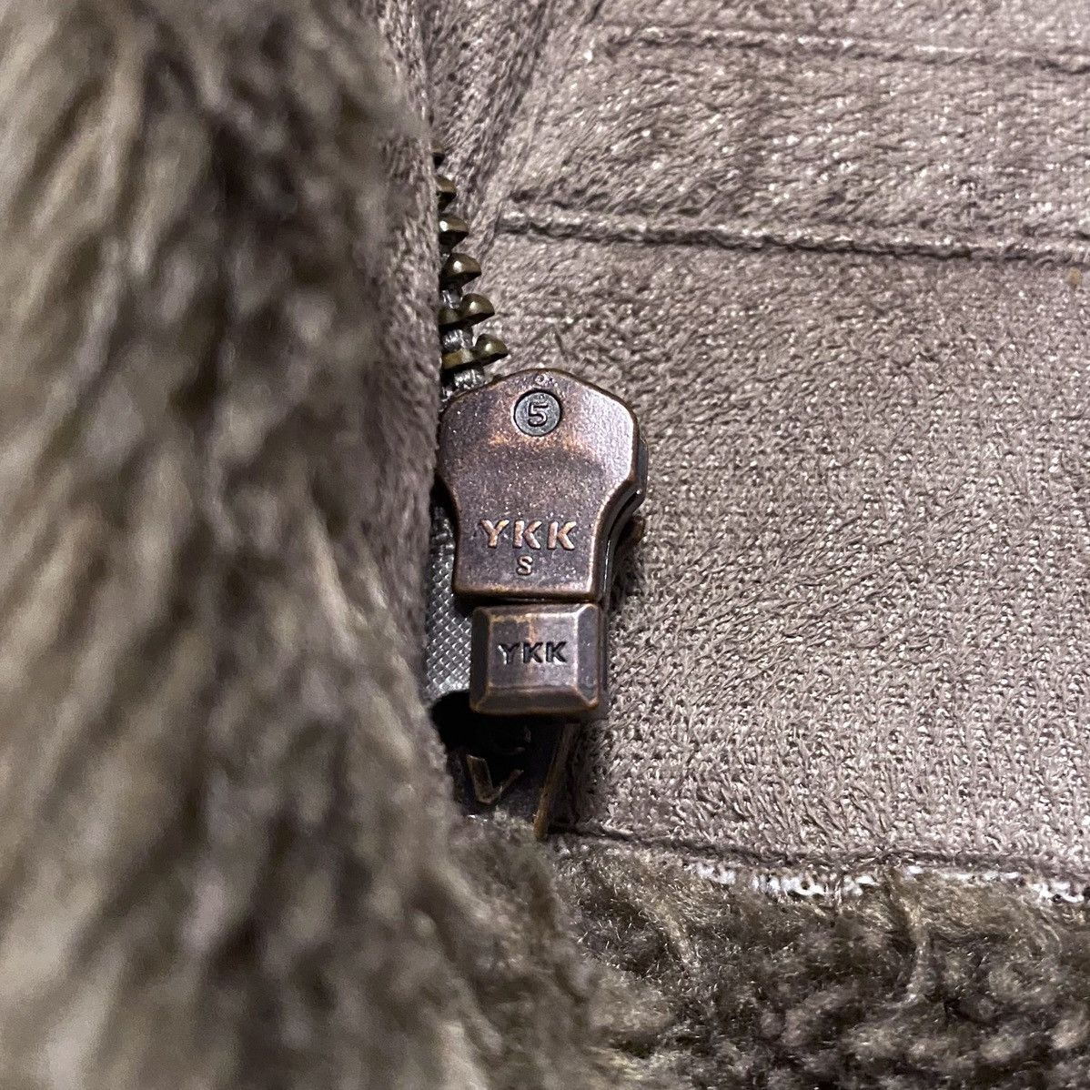 Levi's BigLogo Embroidery Faux Fur Shearling Coat Asymmetric Jacket Size S / US 4 / IT 40 - 24 Thumbnail