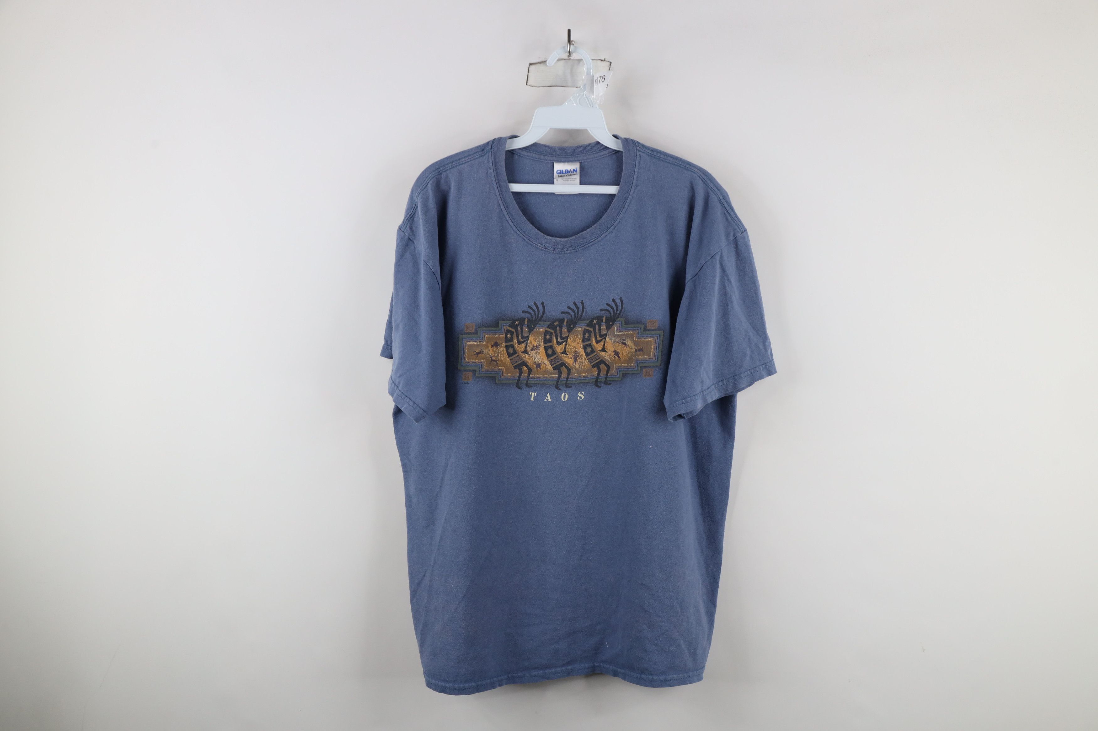 Vintage Vintage 90s Streetwear Taos Kokopelli Fiesta T-Shirt Blue Size US L / EU 52-54 / 3 - 1 Thumbnail