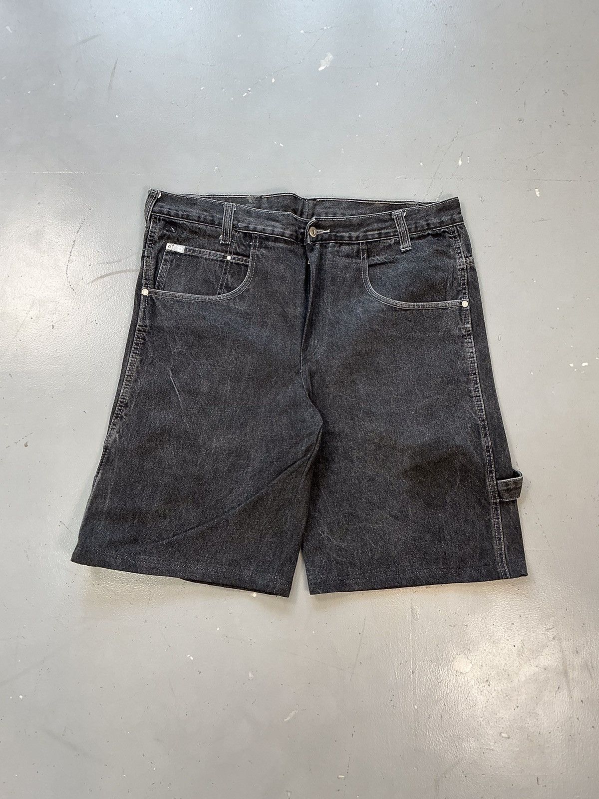 Vintage Southpole big pocket carpenter jort