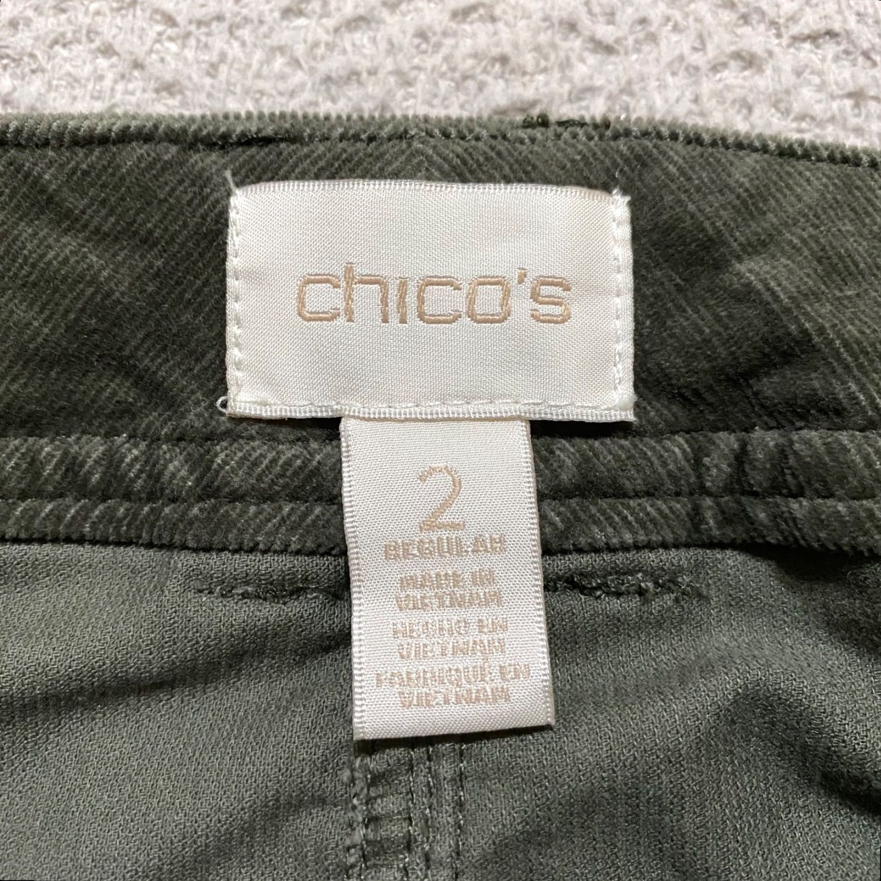 Vintage Chicos Jeans Green Corduroy Straight High Rise 12 Regular Women's NWT Jeans Boys Girls Mens Size 34" / US 12 / IT 48 - 3 Thumbnail