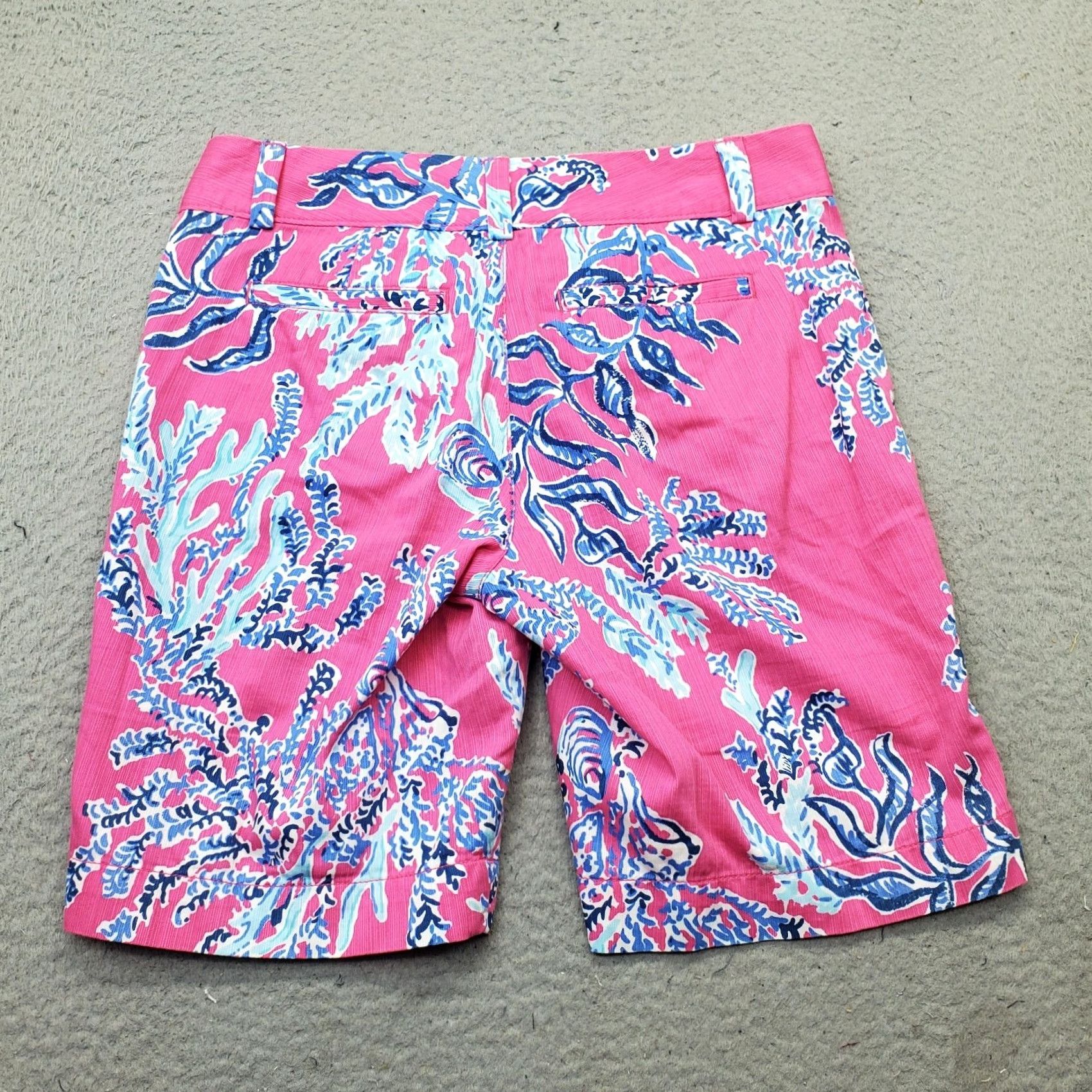 Lilly Pulitzer Lilly Pulitzer The Chipper Bermuda Shorts Womens 2 Multicolor Floral Short? Size 26" / US 2 / IT 38 - 2 Thumbnail