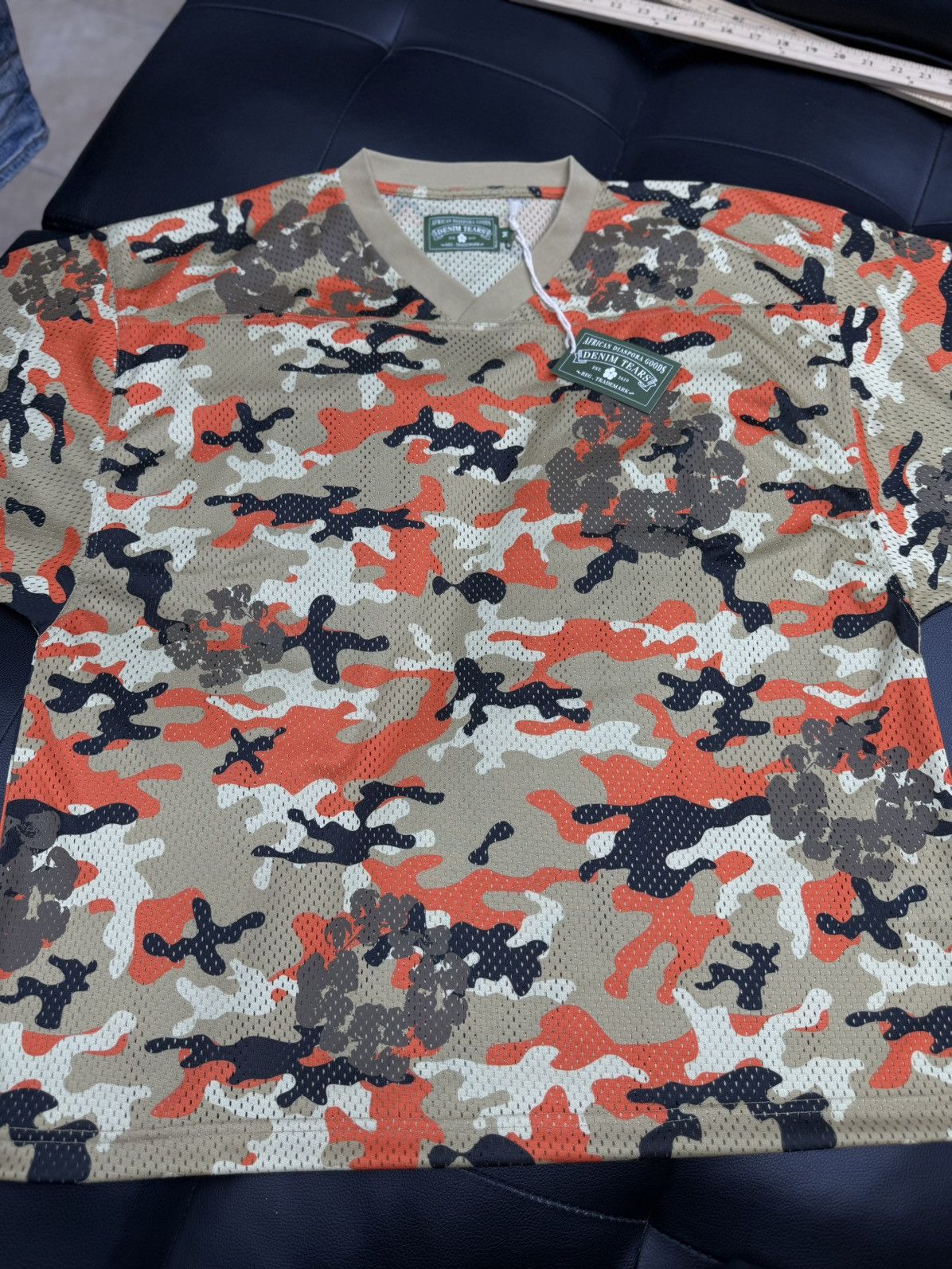 DENIM TEARS Denim Tears Tan Orange Camo Cotton Wreath Jersey (M) (NEW) Size US M / EU 48-50 / 2 - 1 Thumbnail