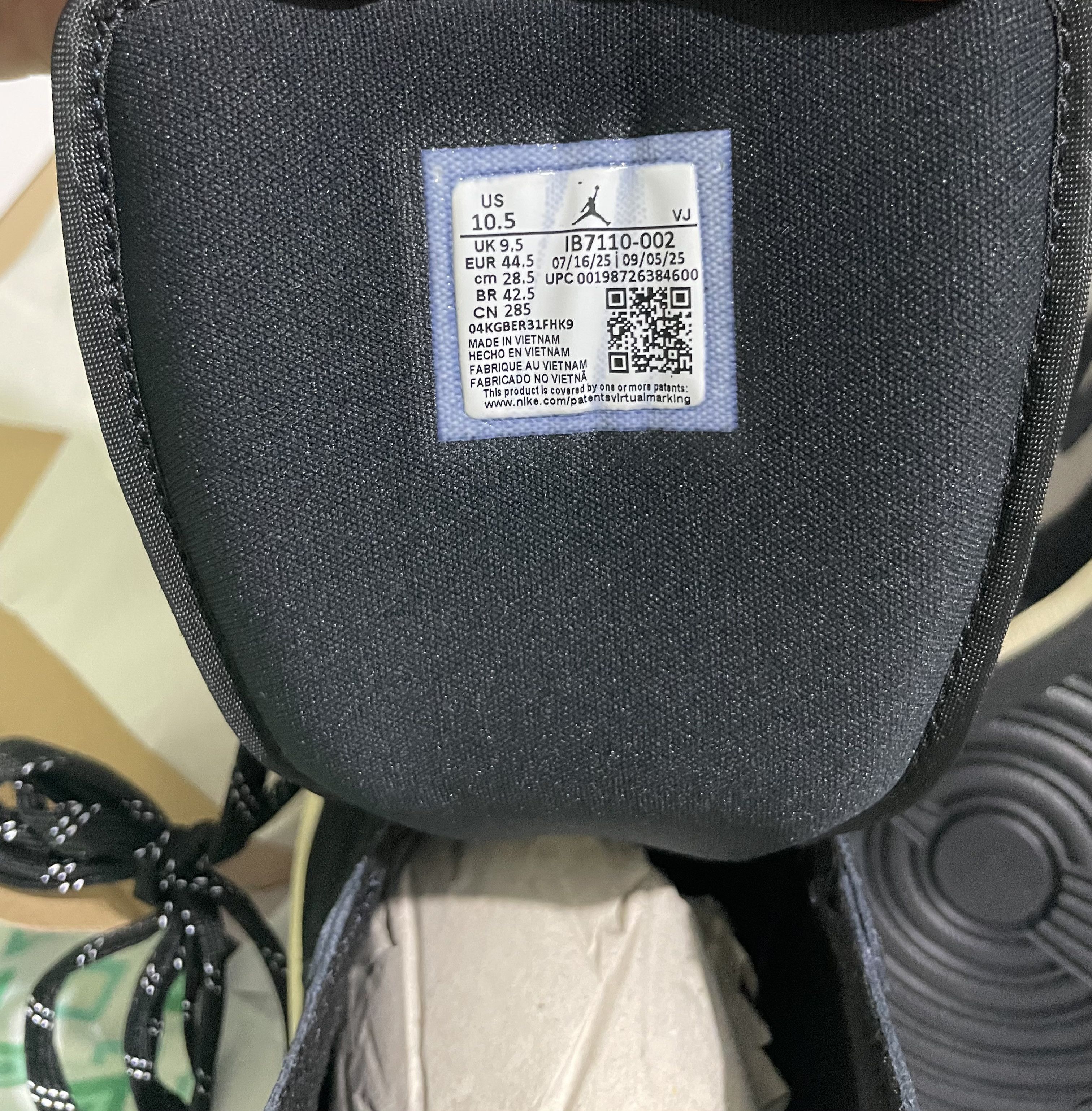 Jordan Brand Air Jordan Size US 10.5 / EU 43-44 - 7 Thumbnail