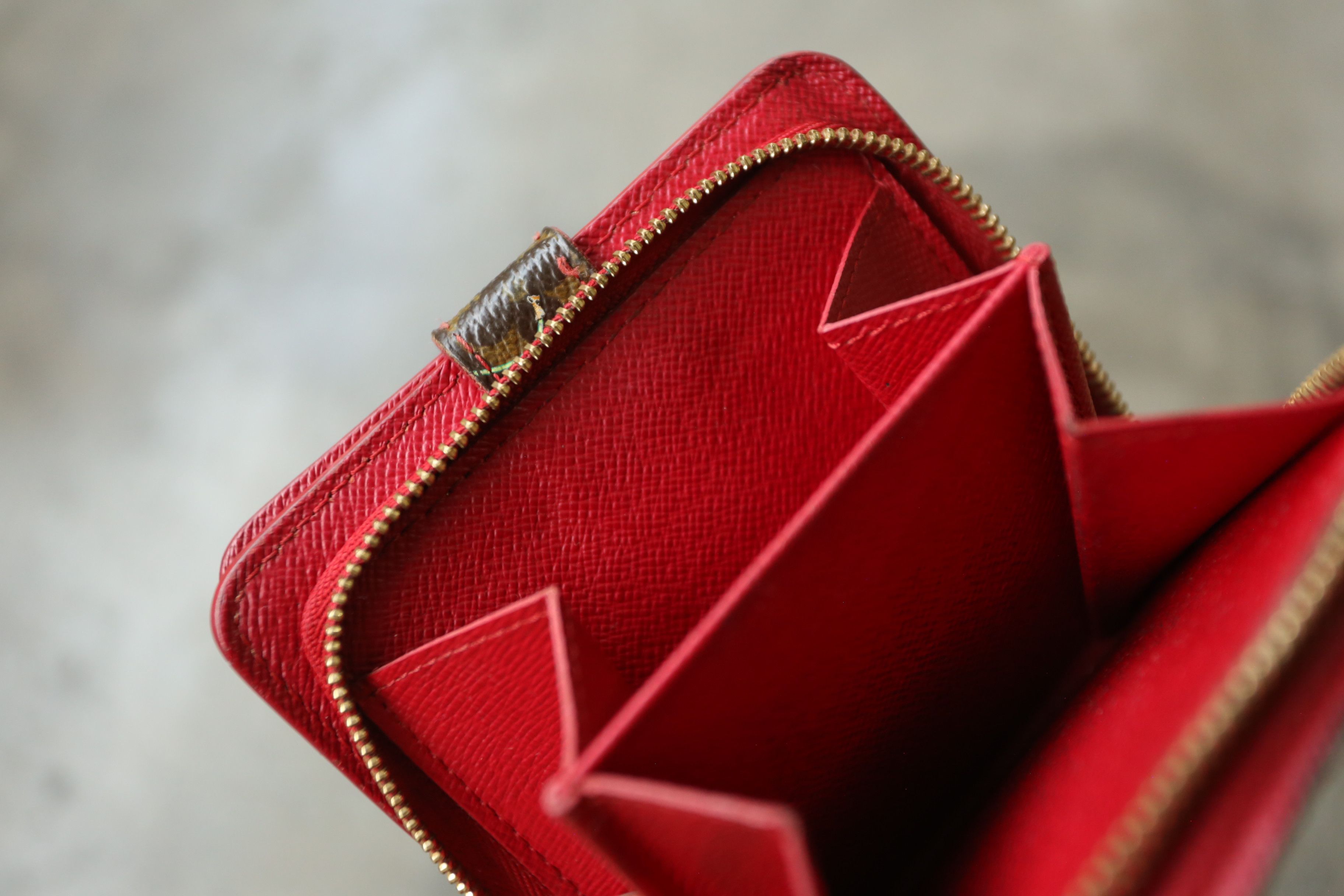 Louis Vuitton × Takashi Murakami LV - MJ - TM - S/S 05 - Cerise Monogram Compact Zip Wallet Size ONE SIZE - 12 Thumbnail