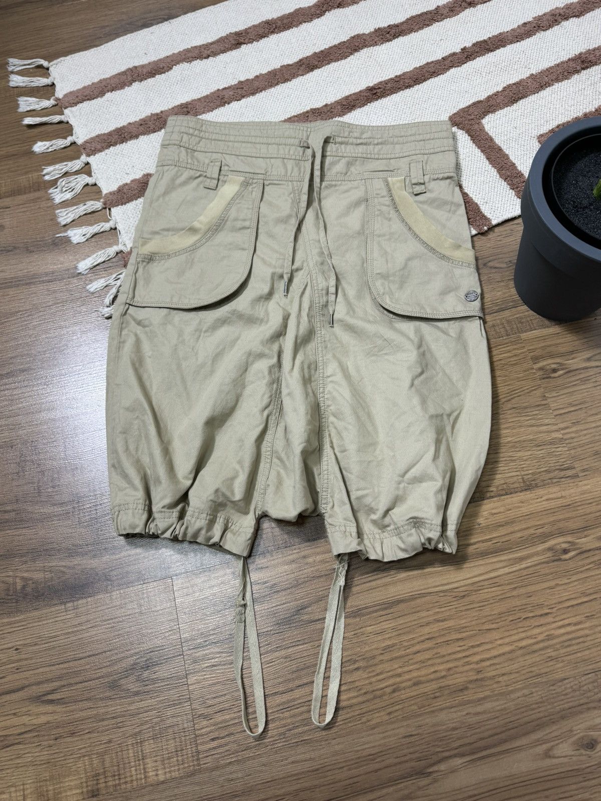 Diesel VINTAGE DIESEL AVANT GARDE ALADIN SHORTS SKIRT Size 26" / US 2 / IT 38 - 4 Thumbnail