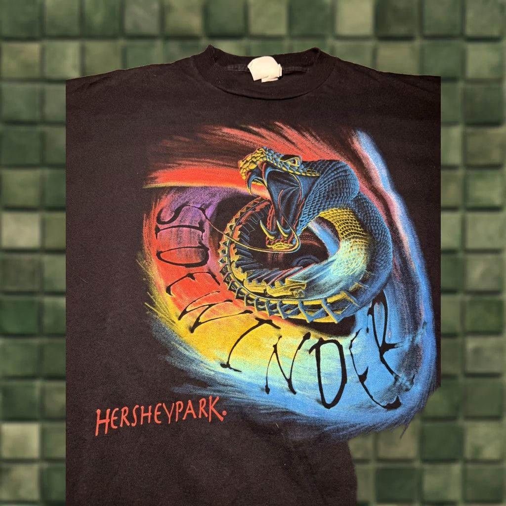 Vintage VINTAGE Hershey Park Sidewinder Roller Coaster T-Shirt XL White Unisex Adults Crew Neck Short Sleeve Slim Cotton Blend Snake Skimmers Size US XL / EU 56 / 4 - 1 Thumbnail