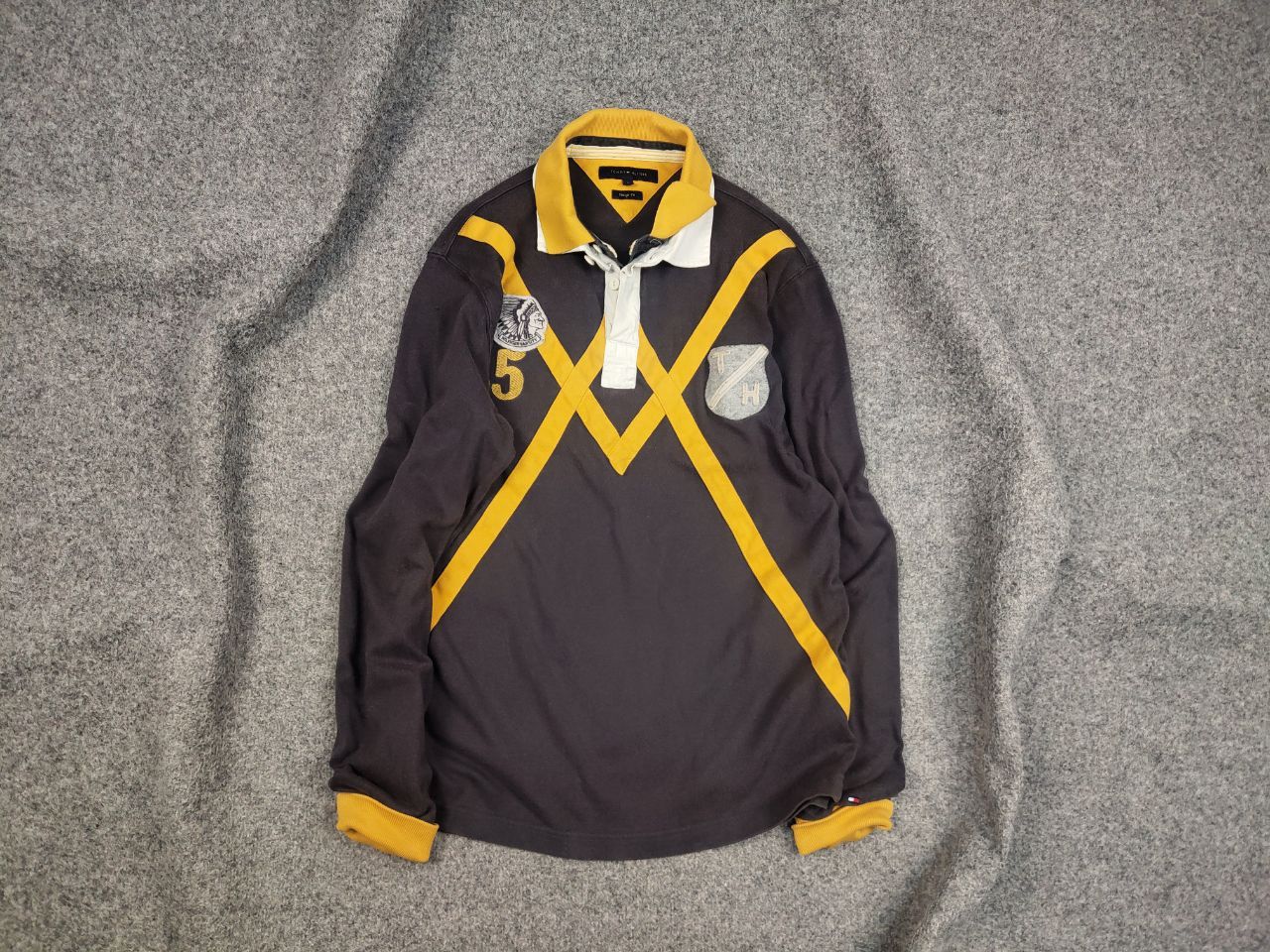 Tommy Hilfiger Vintage 90's Tommy Hilfiger rugby Shirt Polo Long Sleeve Size US L / EU 52-54 / 3 - 1 Thumbnail