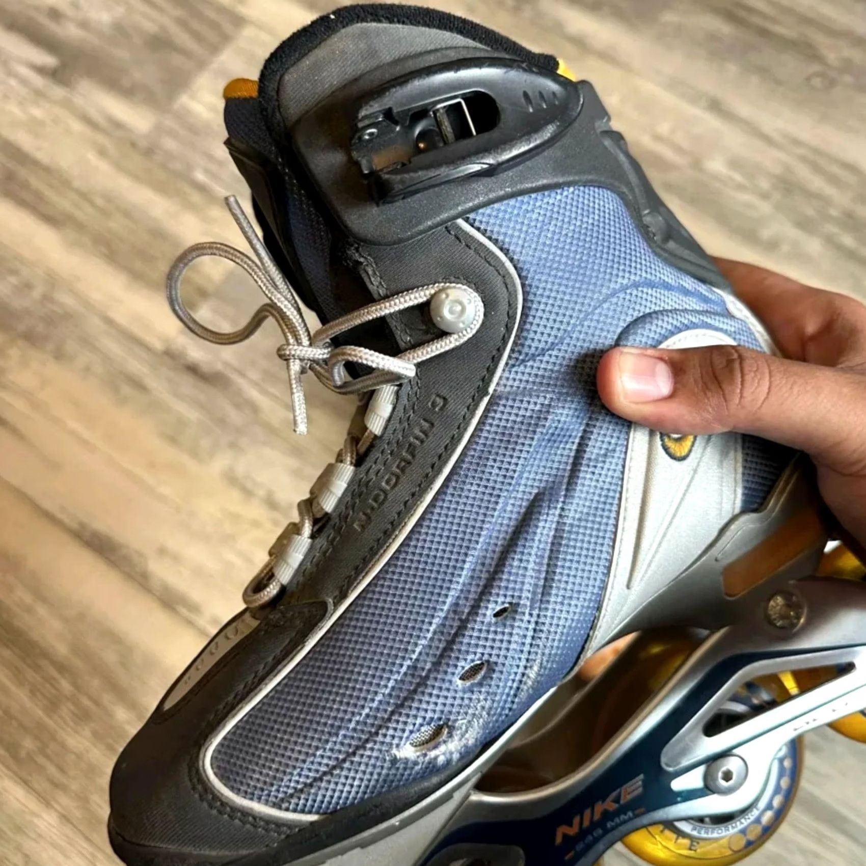 Nike Vintage 90s Nike Air Max N-Dorfin 3 Roller Blade Skates - Size 6 RARE - Women's Size US 6 / IT 36 - 6 Thumbnail