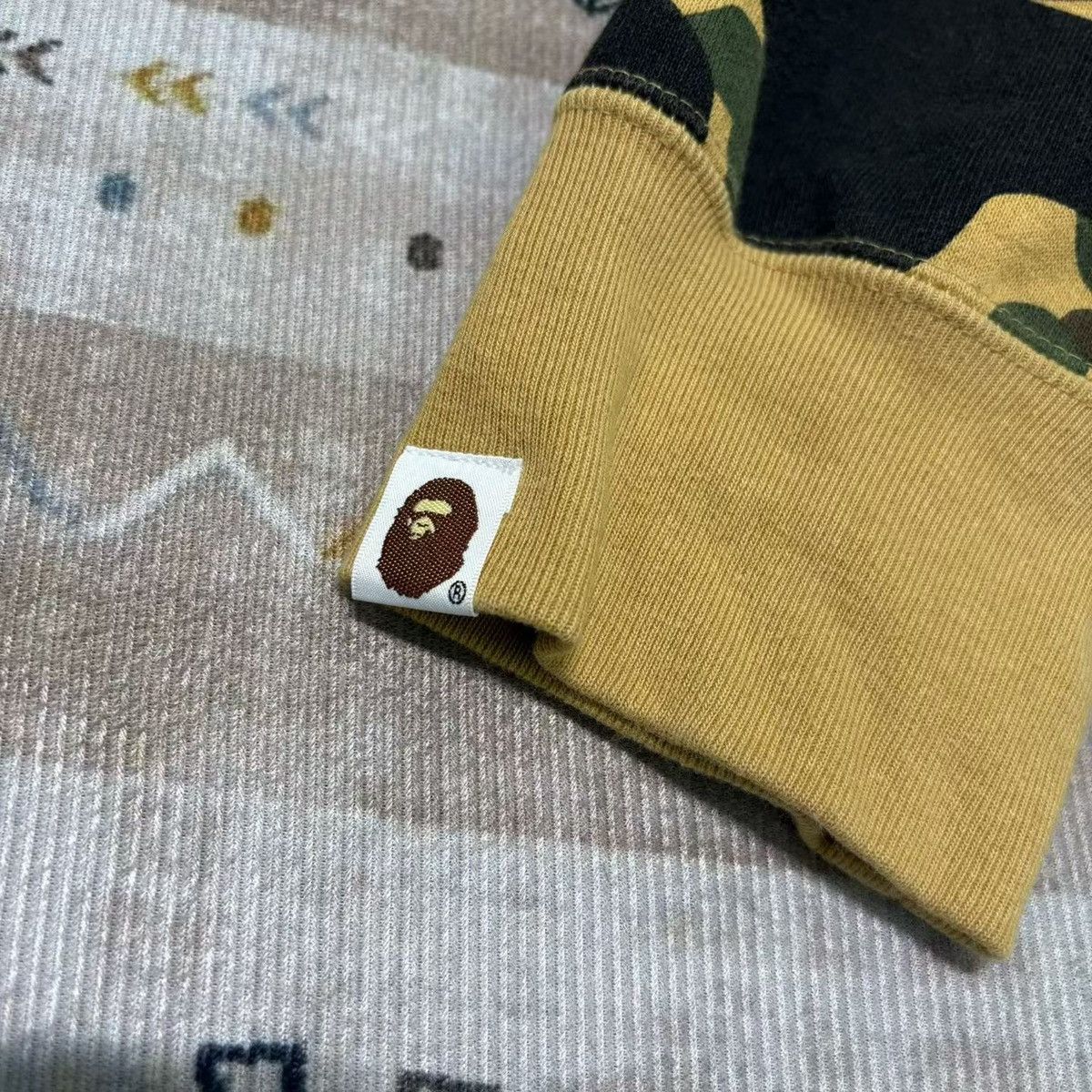 Bape CAMO SHARK FULL ZIP HOODIE Size US XL / EU 56 / 4 - 4 Thumbnail