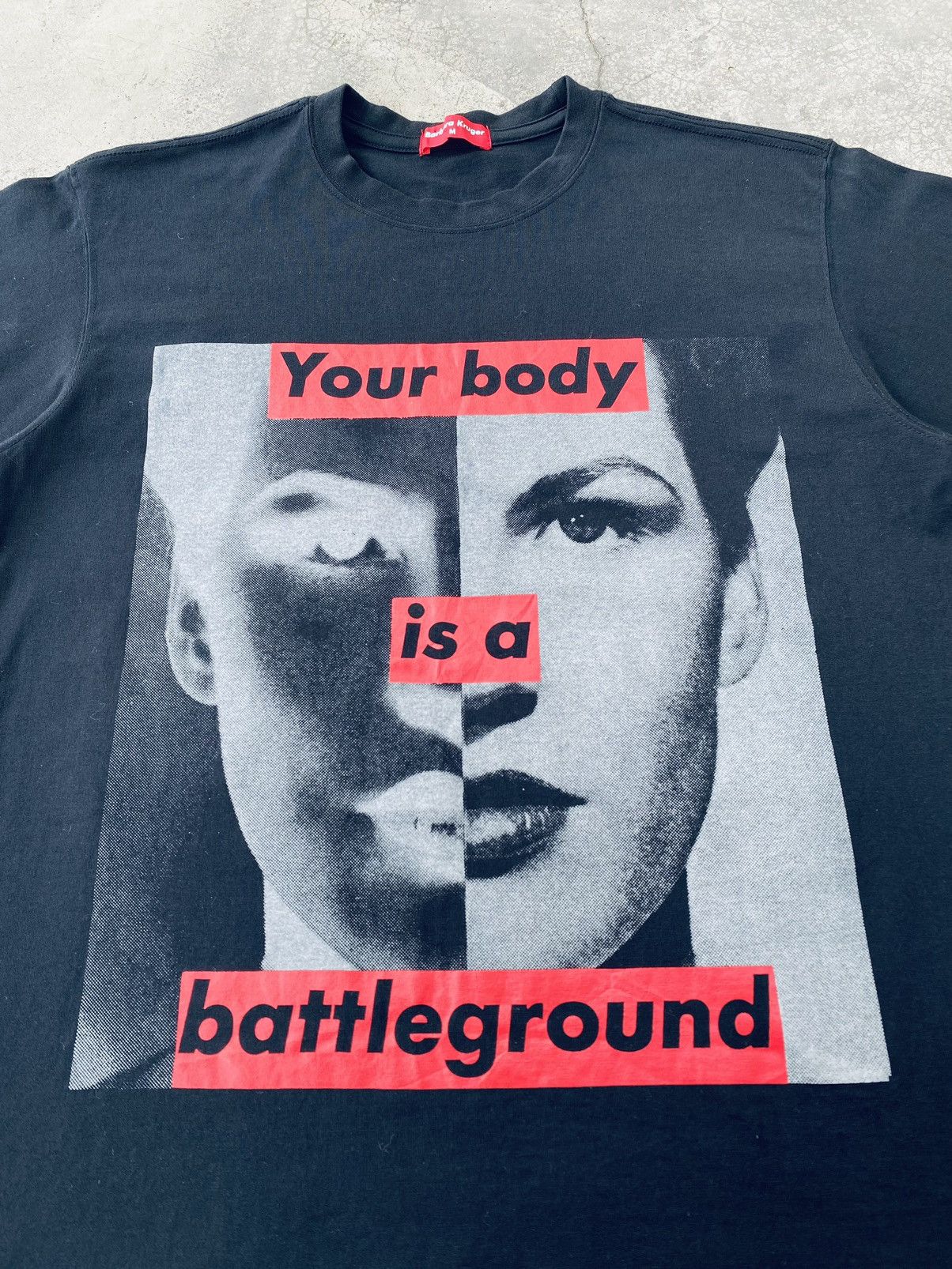 Barbara Kruger Vintage Uniqlo Barbara kruger Art Tees Size US M / EU 48-50 / 2 - 3 Thumbnail