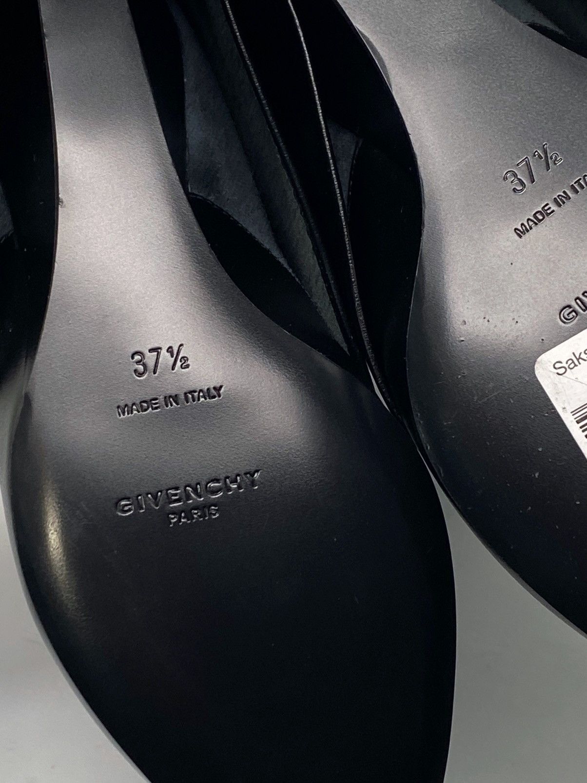 Givenchy Givenchy Shark Lock Ankle Boot size 37.5 Size US 7.5 / IT 37.5 - 18 Thumbnail