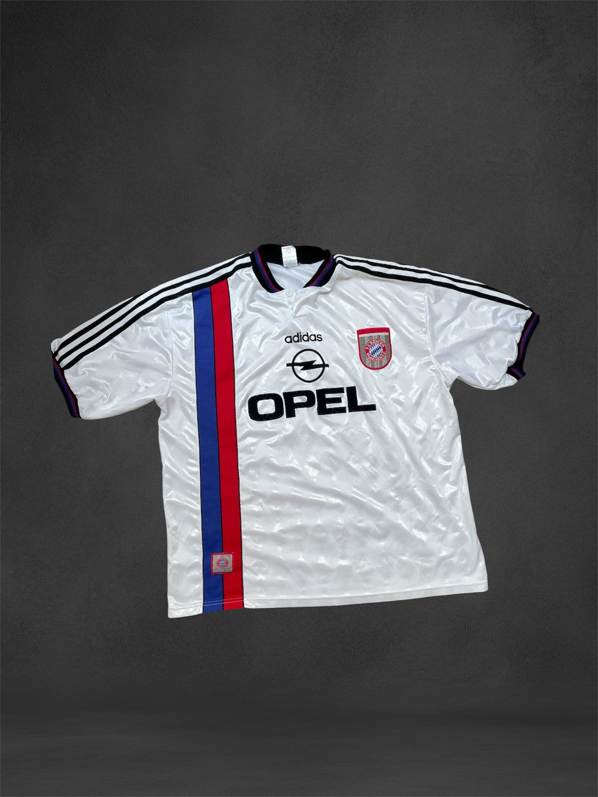 Adidas × Vintage Bayern Monachium 1996/98 away jersey xxl Size US XXL / EU 58 / 5 - 1 Thumbnail