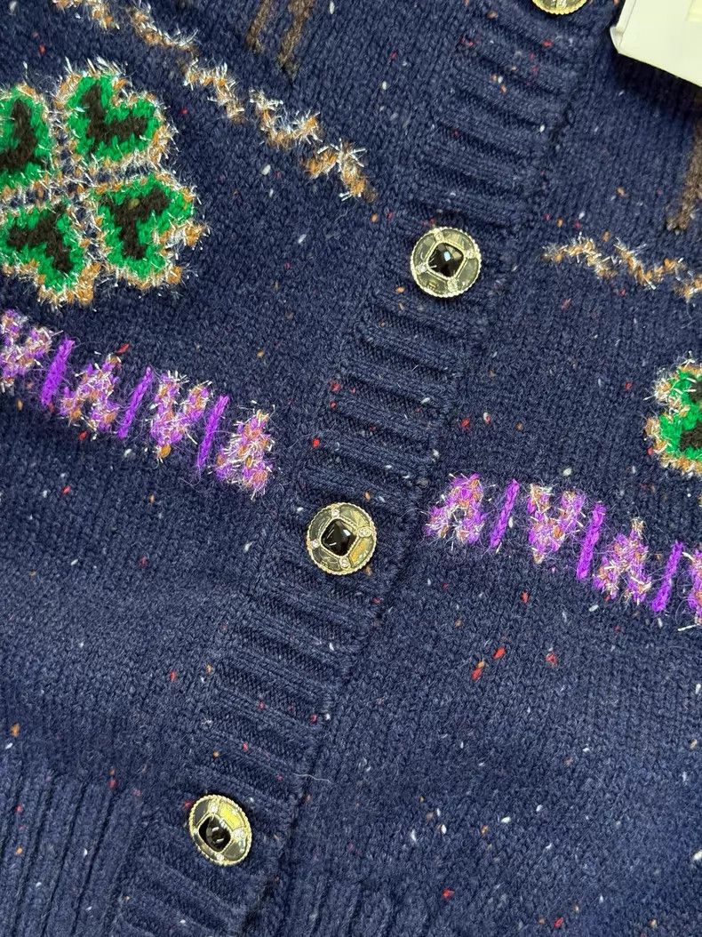 Chanel Chanel Dark blue pink-edged reindeer clover pattern knitte Size XS / US 0-2 / IT 36-38 - 5 Thumbnail