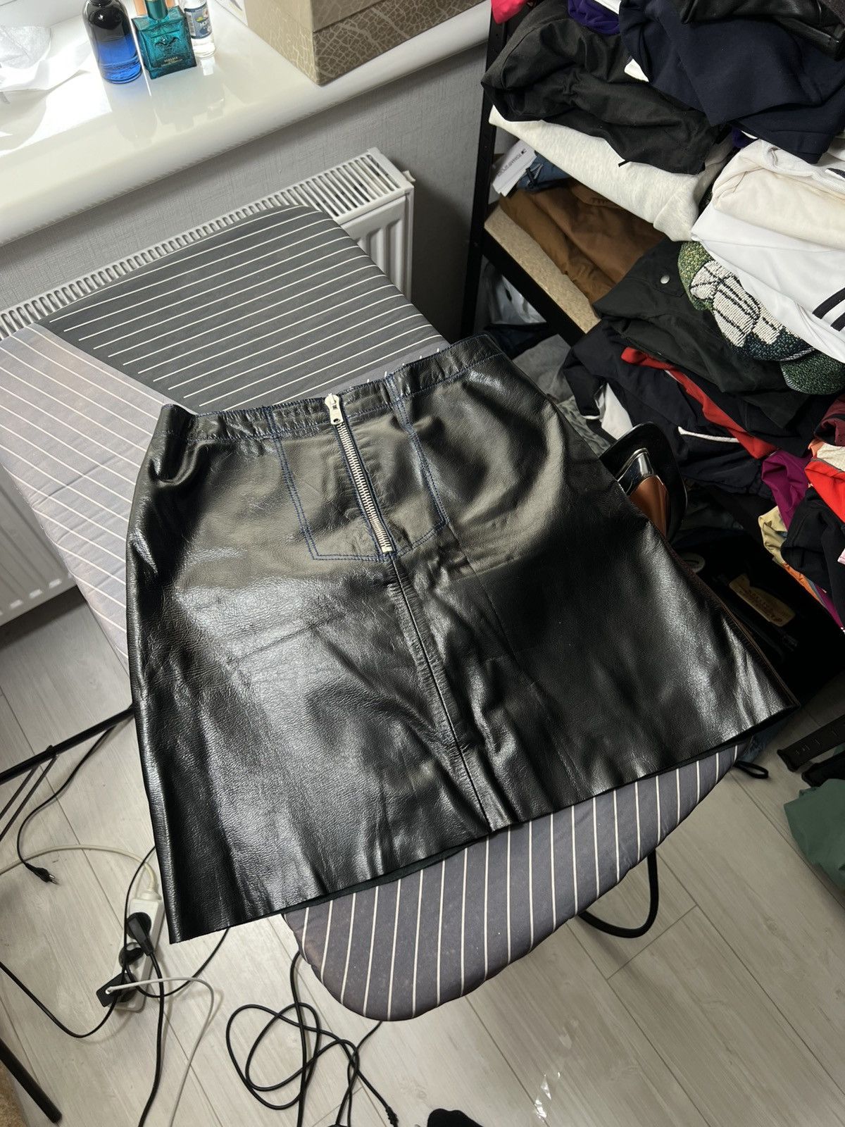 Sandro Sandro Paris Black Leather Mini Skirt Zip Front Size 1 XS Size 28" / US 6 / IT 42 - 2 Thumbnail