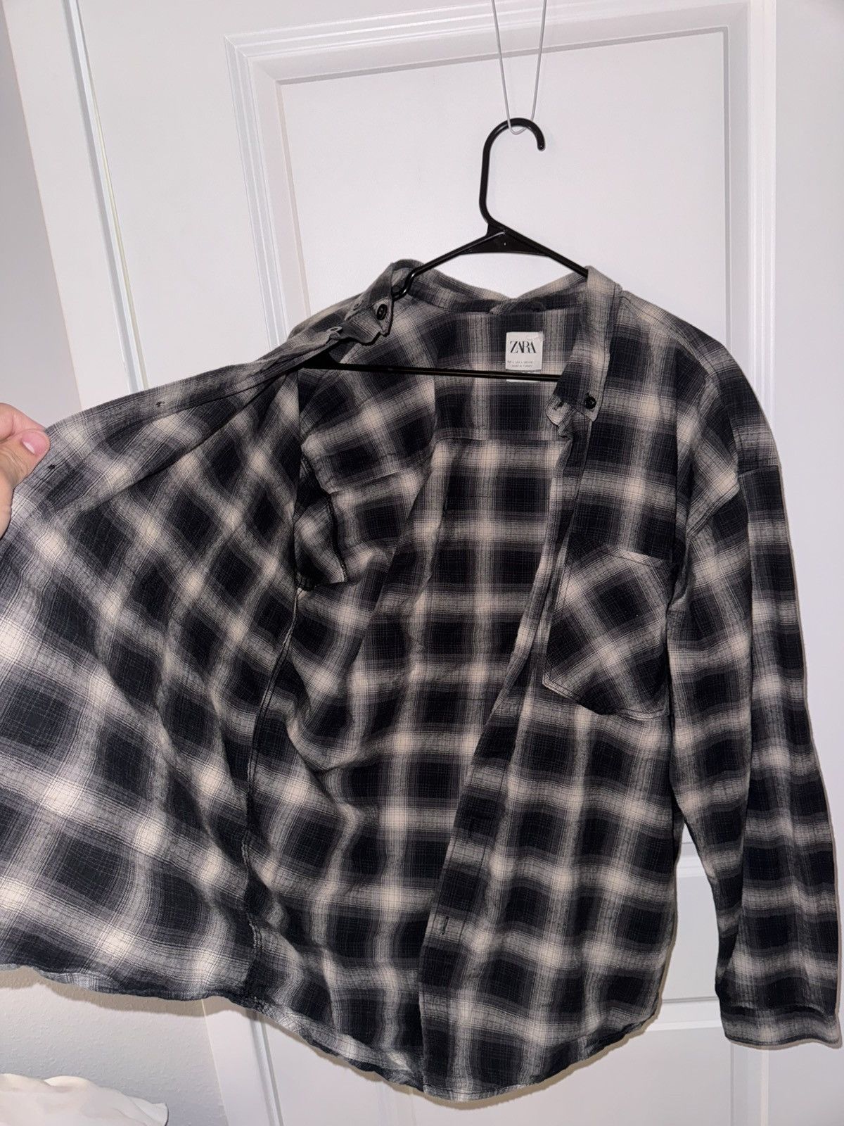 Zara Zara black and grey plaid patch flannel with pocket Size US L / EU 52-54 / 3 - 3 Thumbnail