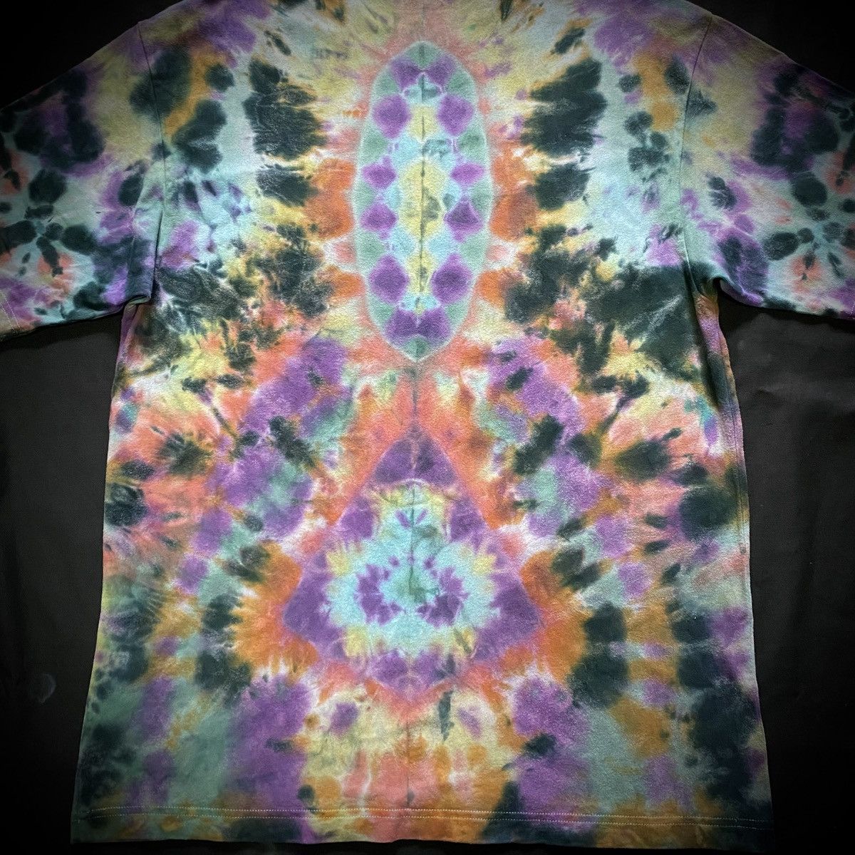Columbia × Handmade PSYCHEDELIC MANDALA Size US M / EU 48-50 / 2 - 4 Thumbnail