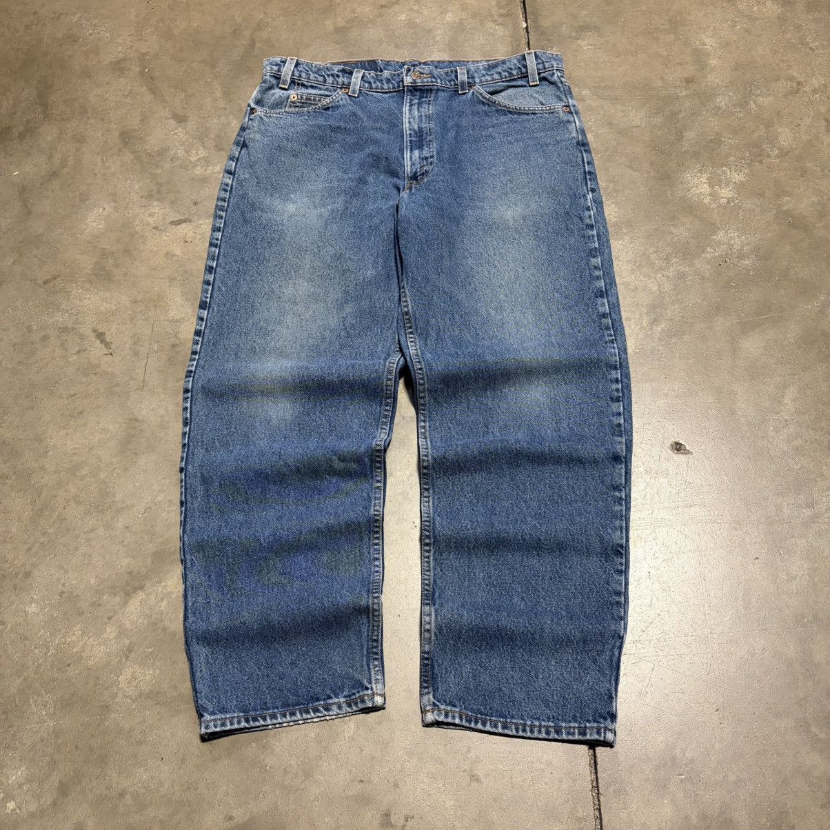 Levi's Vintage Levis 550 Orange Tab Jeans Relaxed Fit Denim 90s USA Size US 38 / EU 54 - 1 Thumbnail