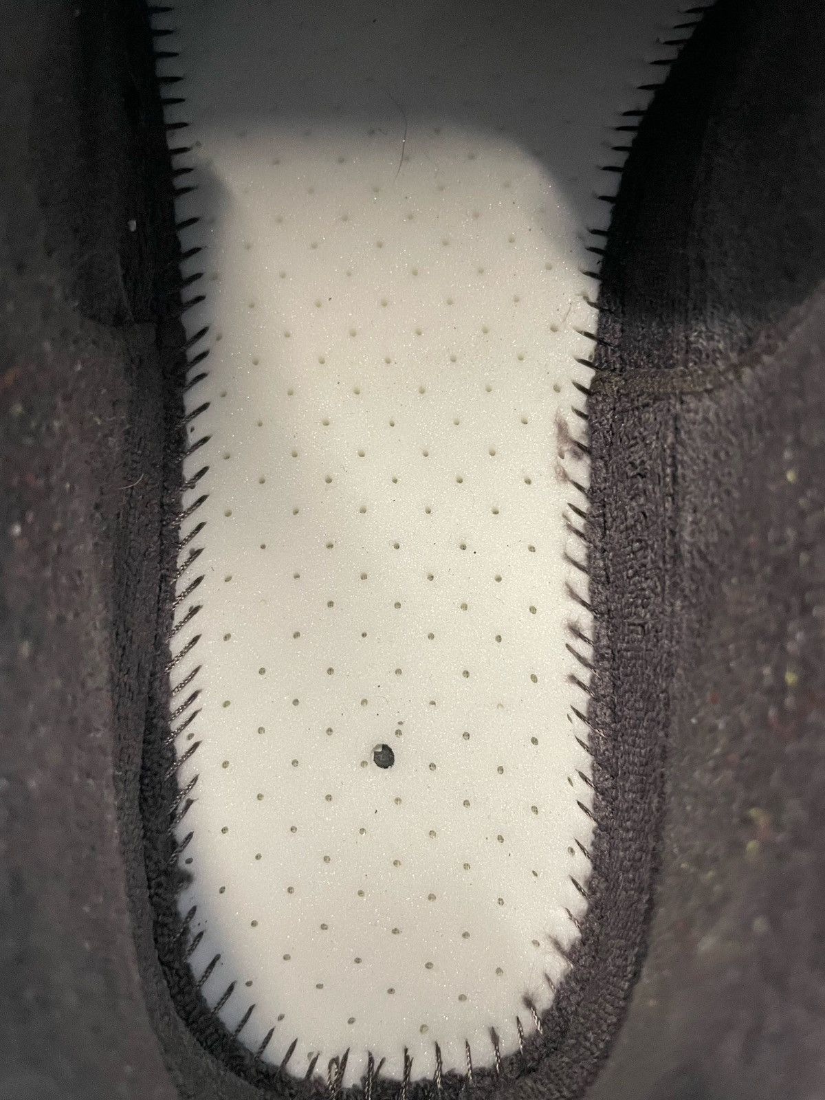 Balenciaga Balenciaga Hamptons Worn-Out Low-Top Sneaker Size US 8 / EU 41 - 16 Thumbnail