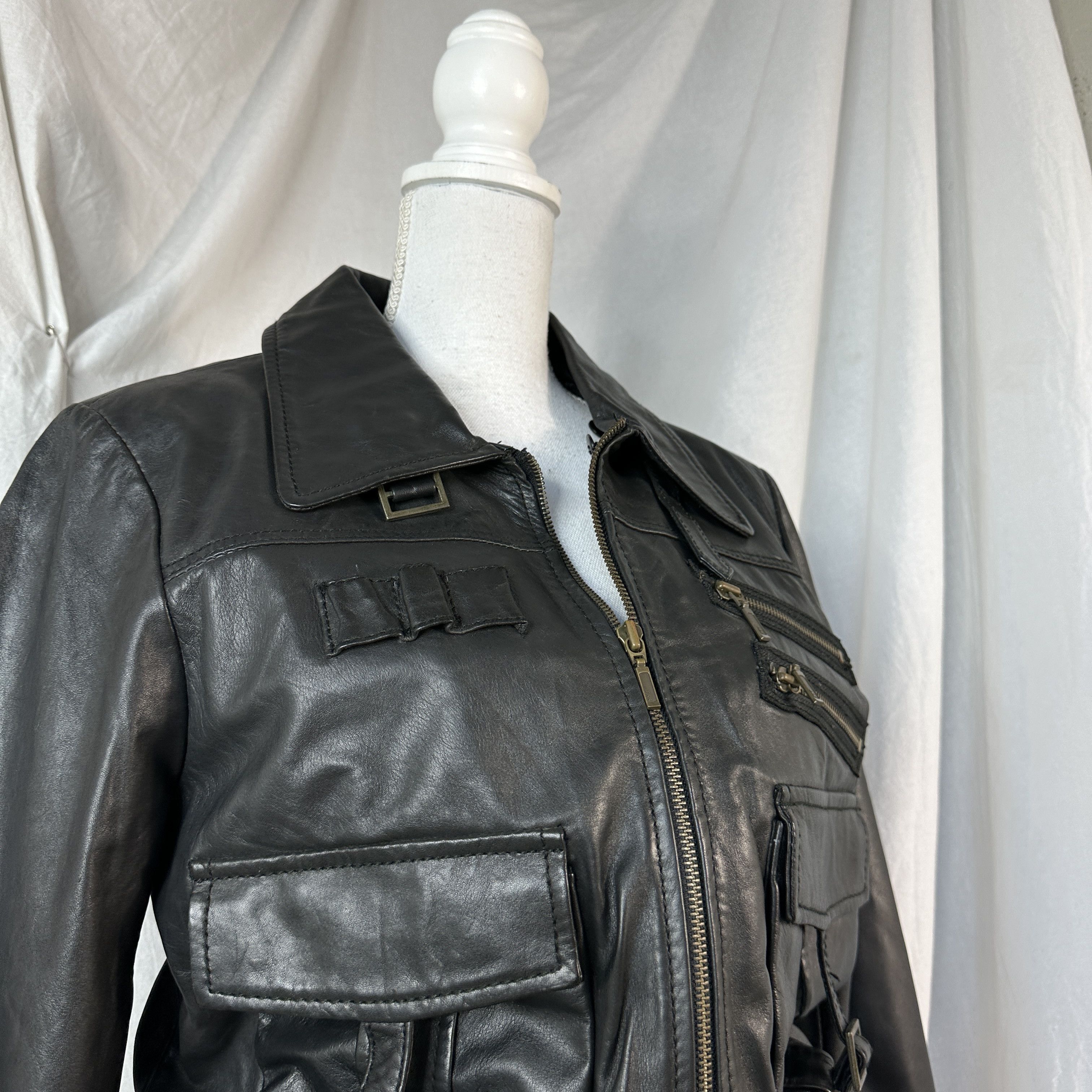 Vintage Vintage Avant Garde Moto Big Collar Leather Jacket Size US S / EU 44-46 / 1 - 6 Thumbnail