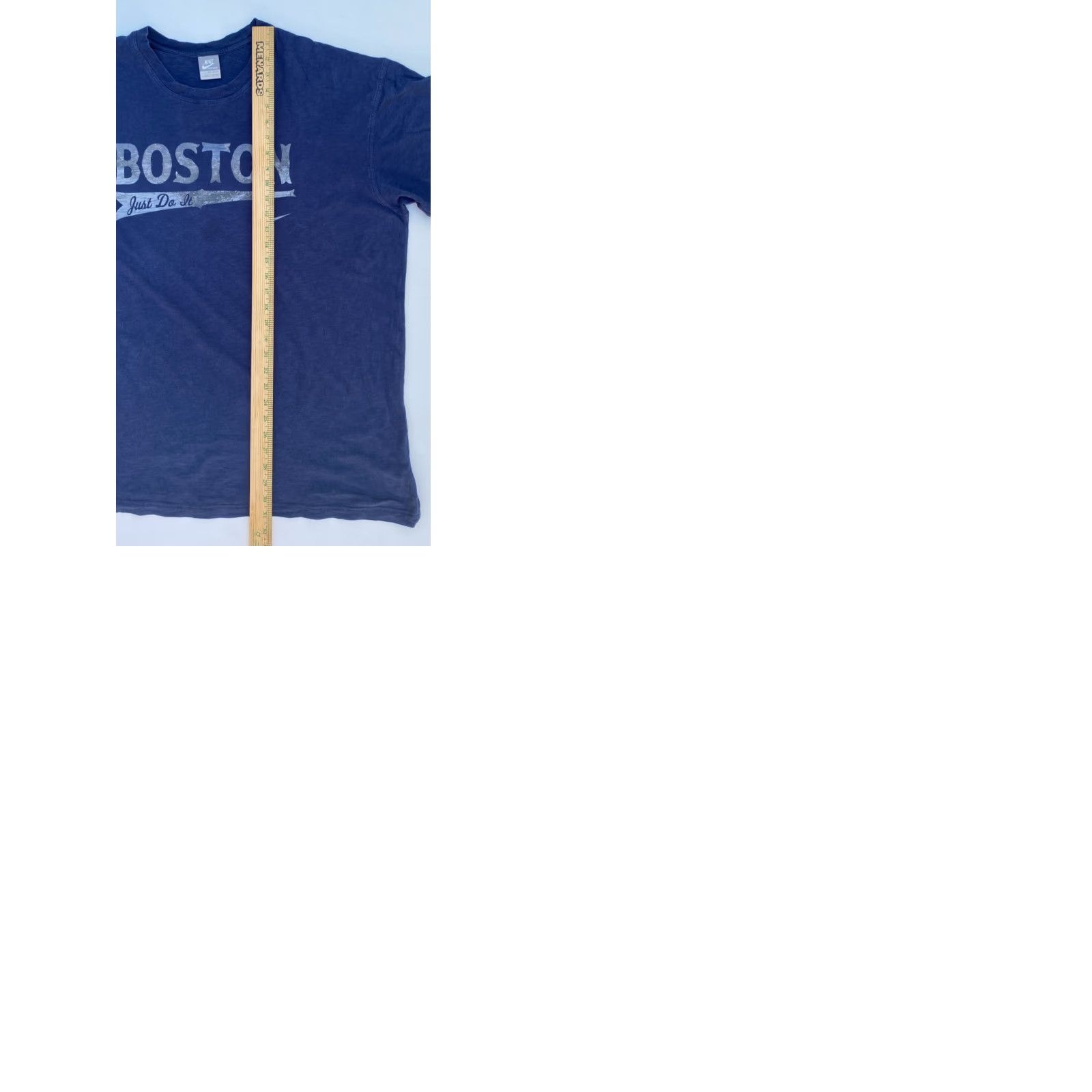 Nike VINTAGE Nike Sportswear Boston T-Shirt Mens 2XL Blue Cotton Short Sleeve Crew Neck 2000s Logo Sports Mens Size US XXL / EU 58 / 5 - 9 Thumbnail