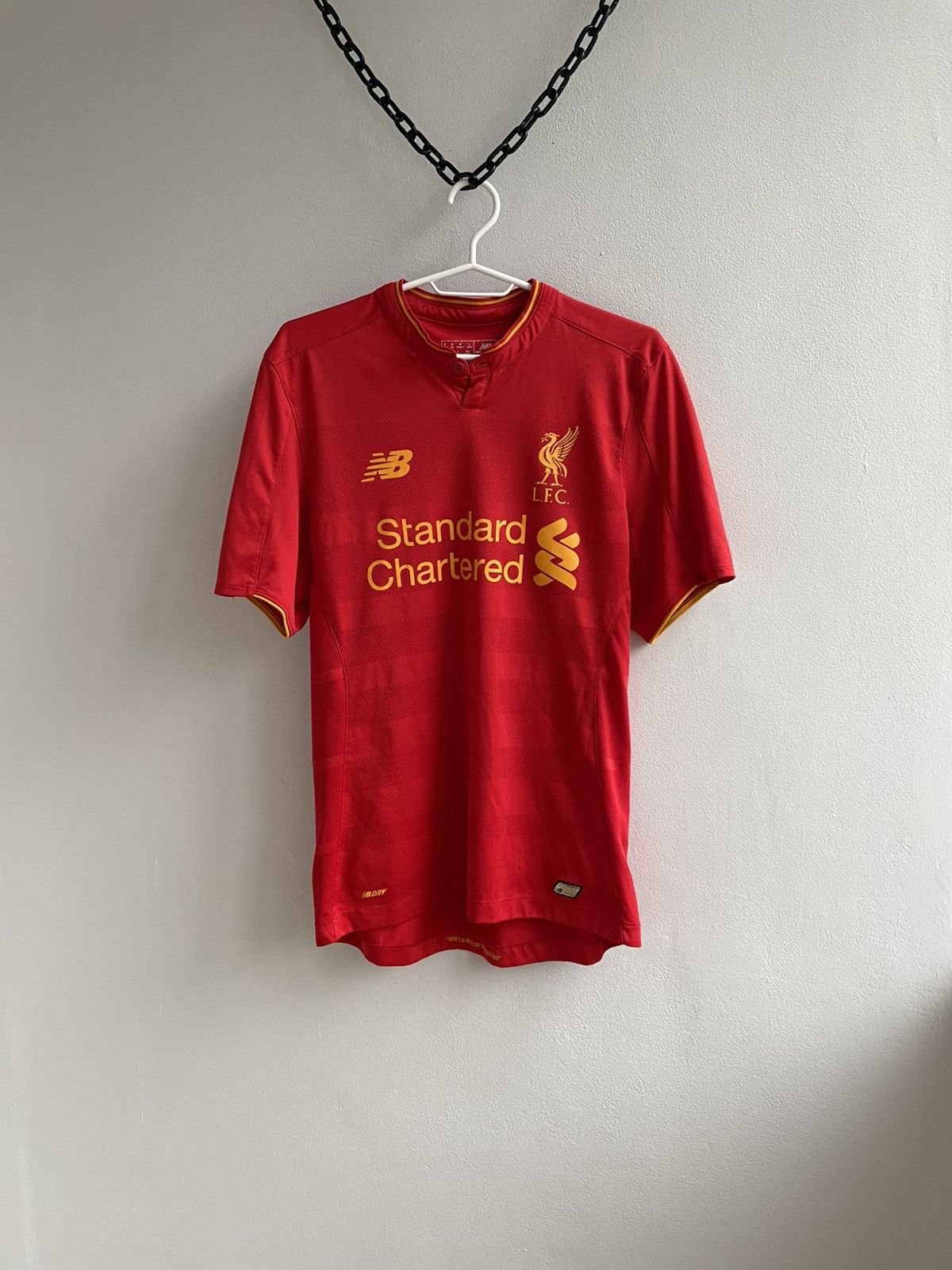 Vintage Liverpool 2016 2017 Home Football Shirt Soccer Jersey Size US M / EU 48-50 / 2 - 1 Thumbnail