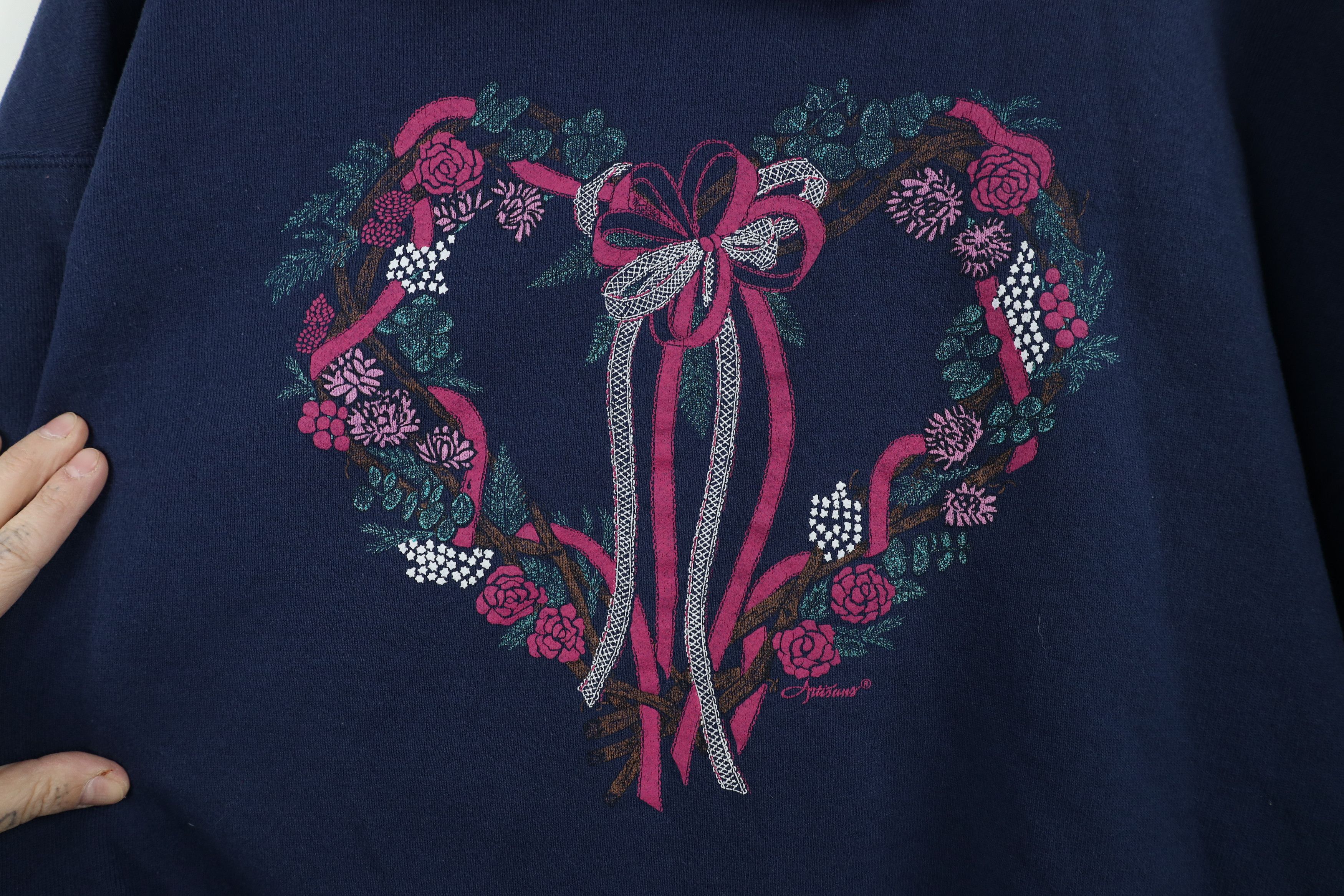 Vintage Vintage 90s Streetwear Heart Lace Collared Sweatshirt Size XL / US 12-14 / IT 48-50 - 5 Thumbnail