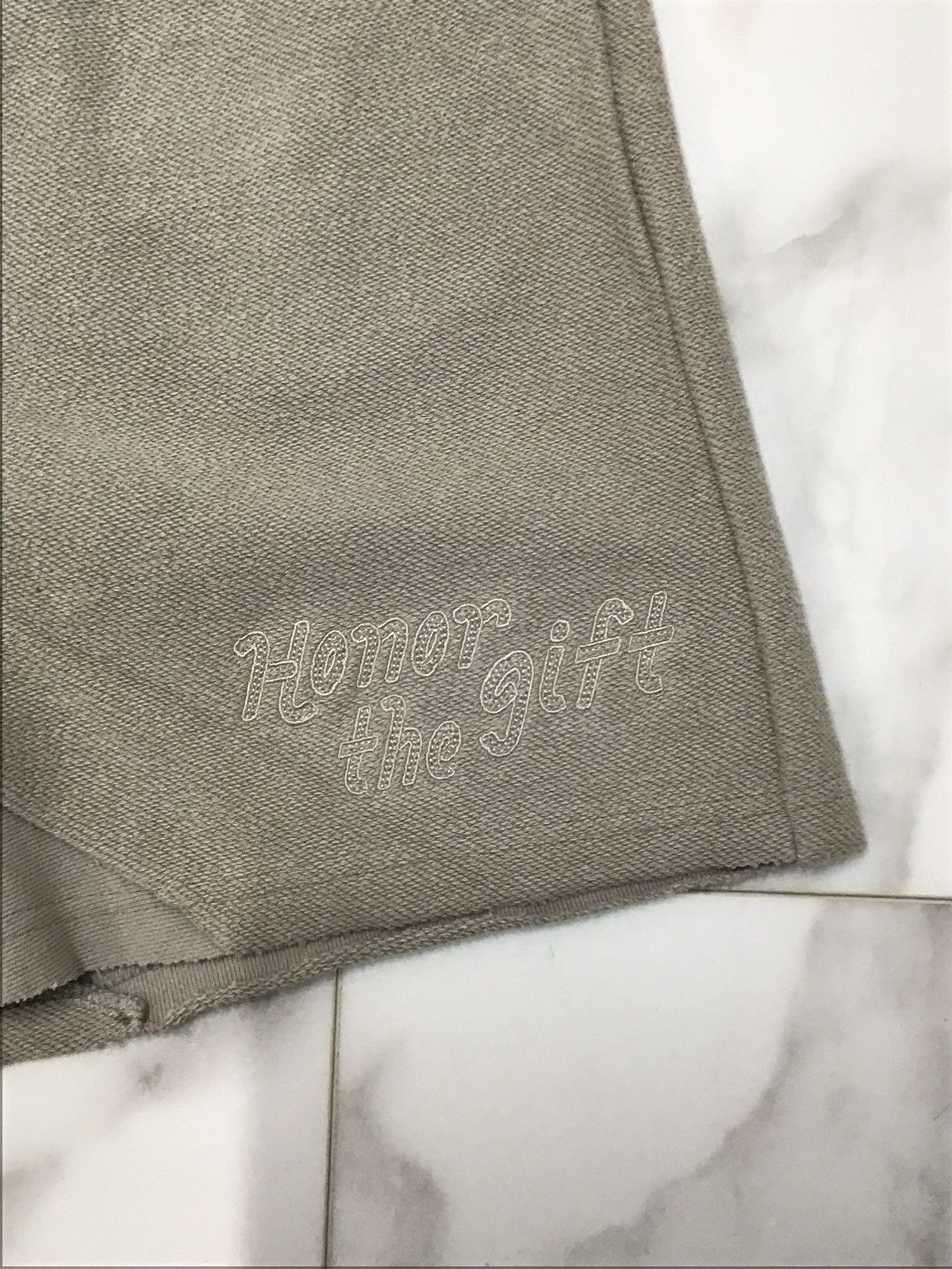 Honor the Gift HONOR THE GIFT BLOCK PARTY REVERSE TERRY SHORT Size US 34 / EU 50 - 2 Thumbnail