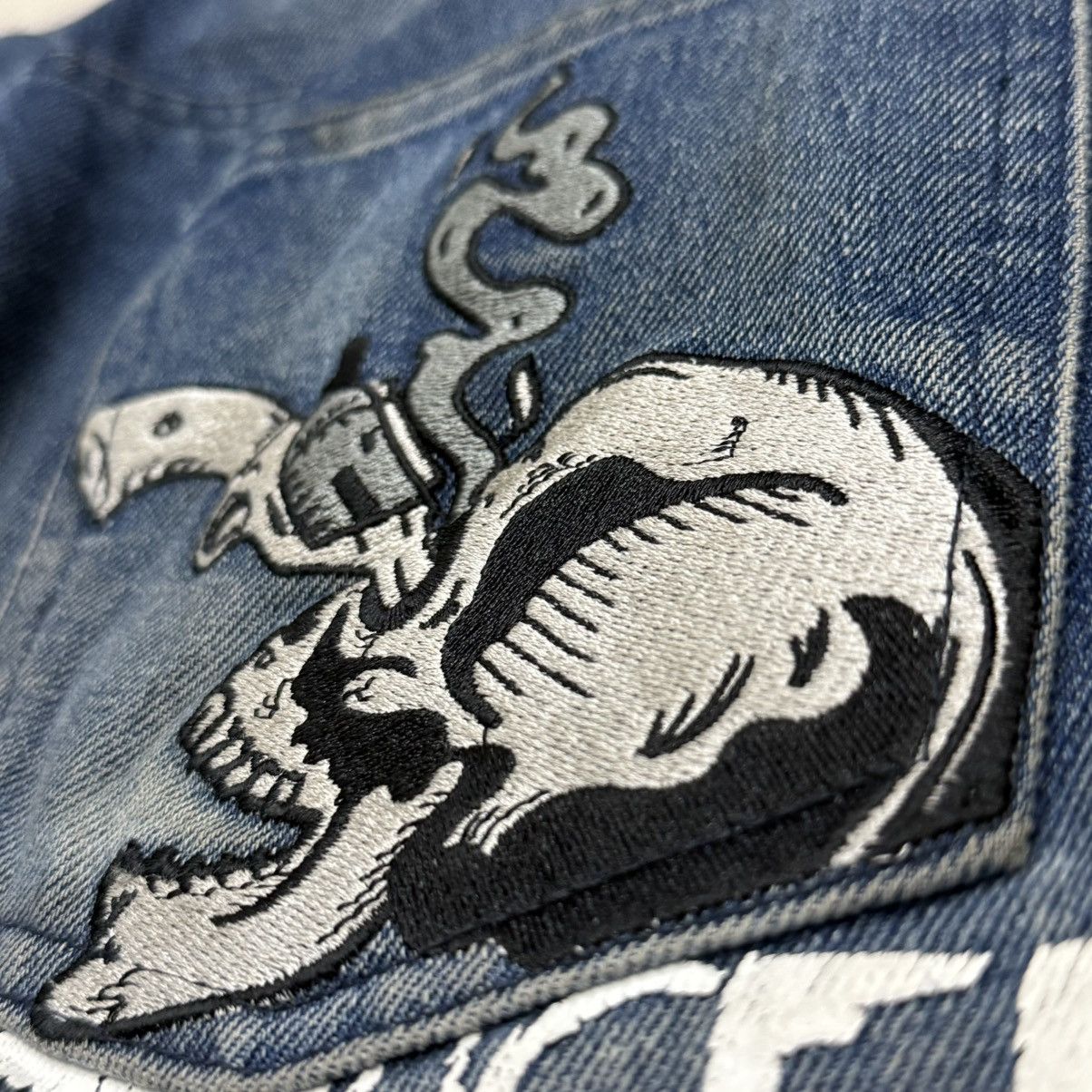 Japanese Brand Wide Leg Ballon Younger Sons Embroidery Denim Pants Size US 32 / EU 48 - 15 Thumbnail