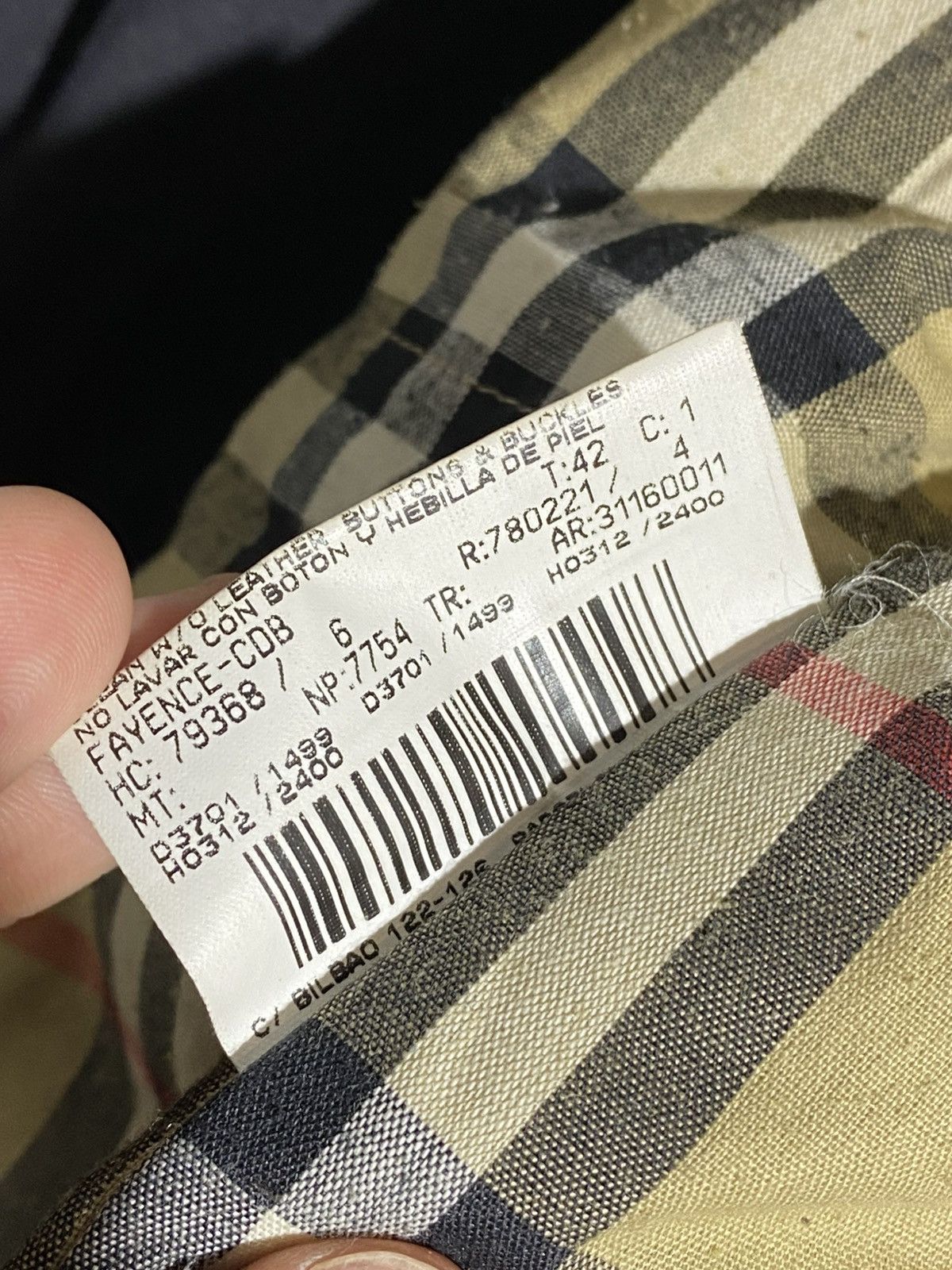Burberry Burberry’s vintage nova check quilted jacket fur collar Size US M / EU 48-50 / 2 - 23 Thumbnail