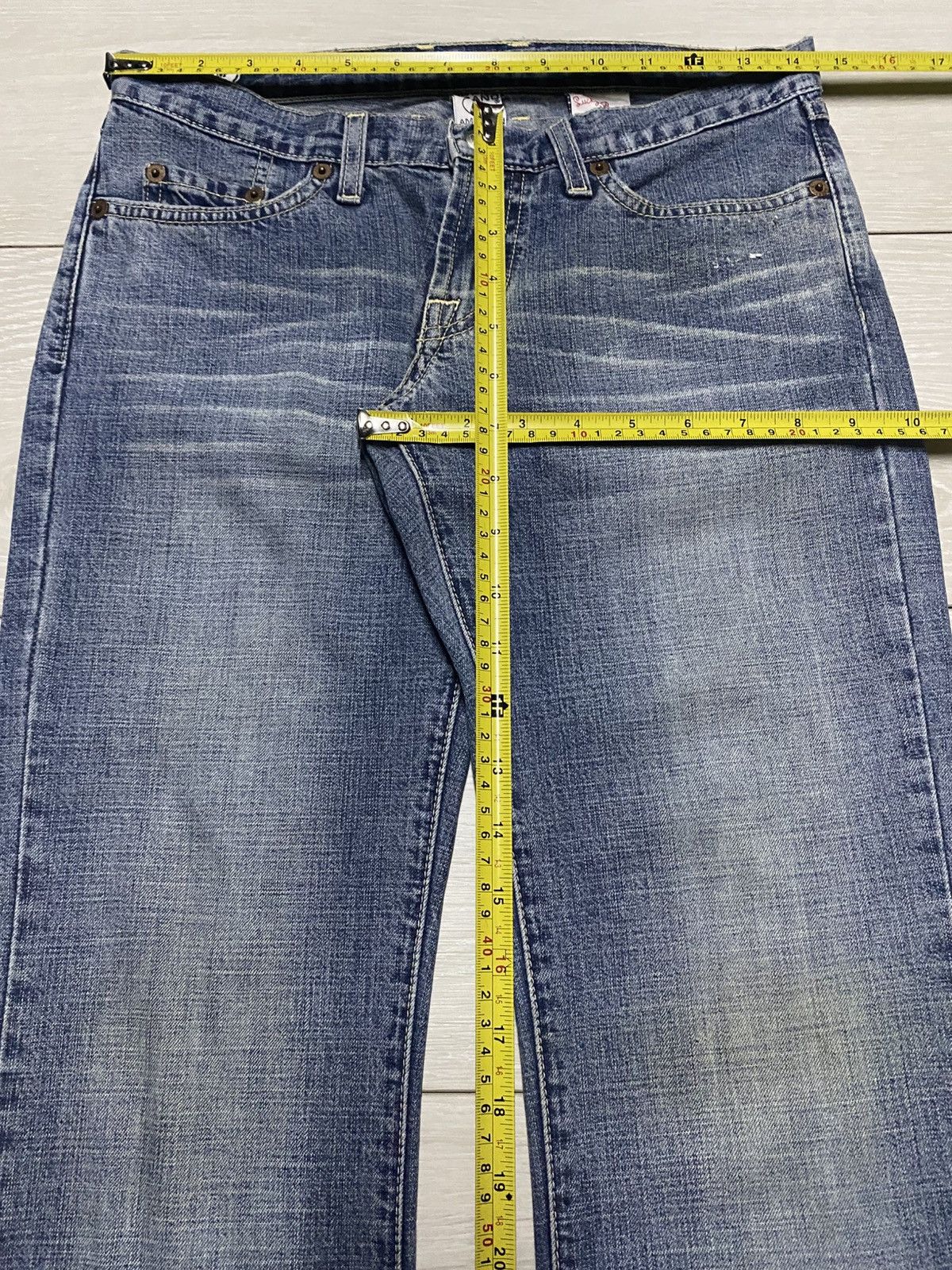 Lucky Brand Vintage Lucky Brand Dungaree Light Wash Flare Jeans Size US 29 - 13 Thumbnail