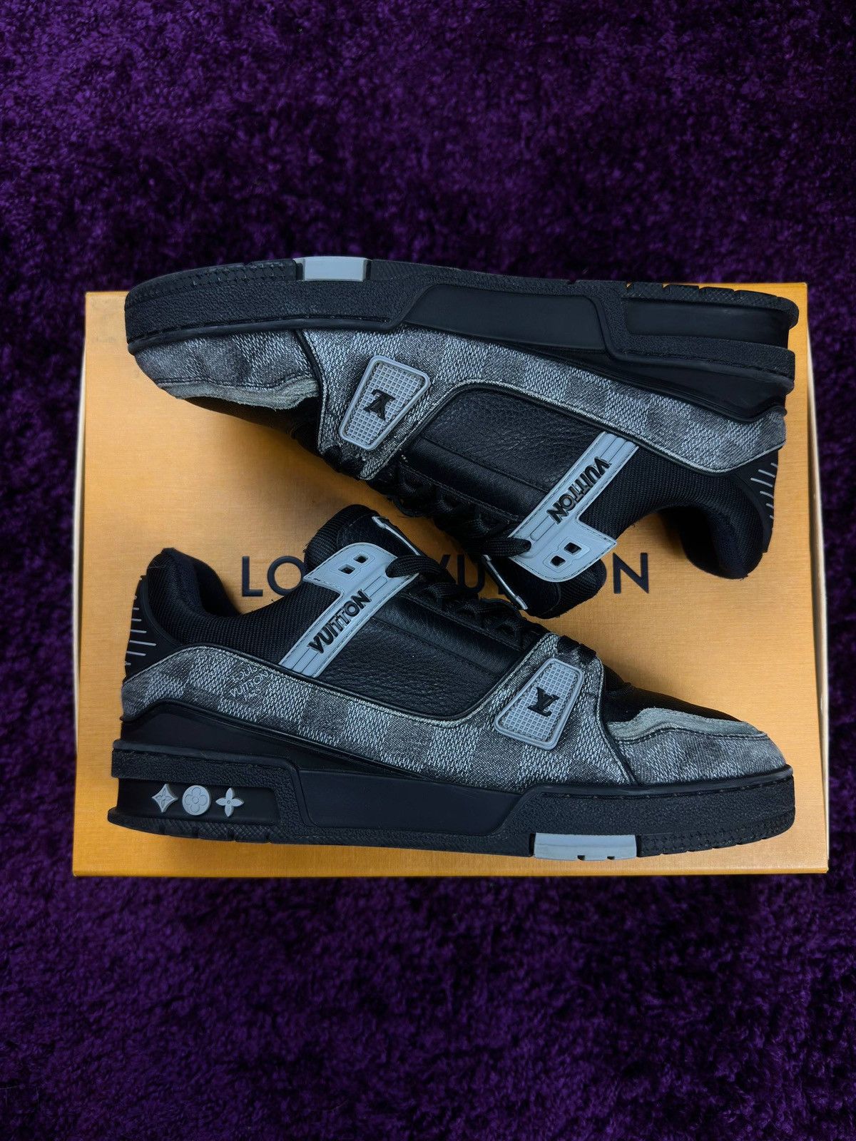 Louis Vuitton Louis Vuitton Trainer Black/Grey Size US 6.5 / EU 39-40 - 2 Thumbnail