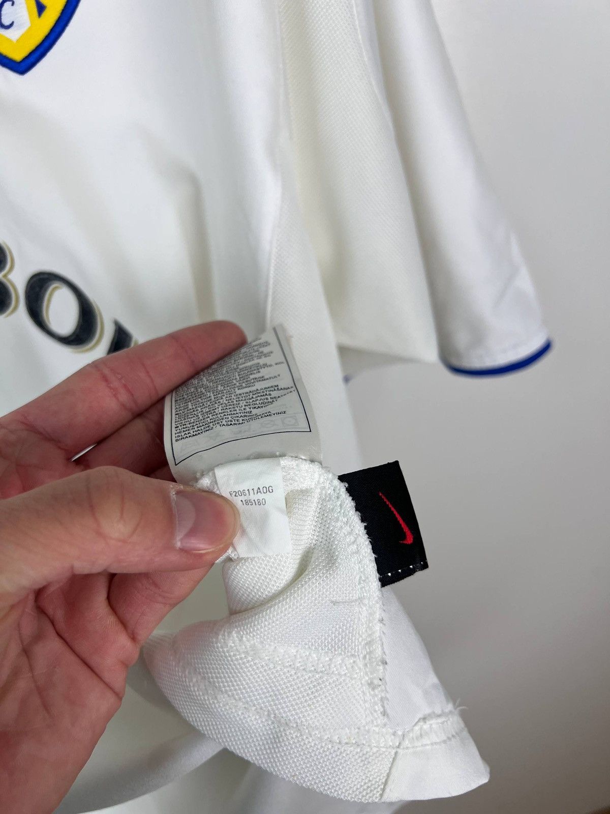 Nike Leeds United Nike 2002-03 jersey vintage t-shirts size XXL Size US XXL / EU 58 / 5 - 5 Thumbnail