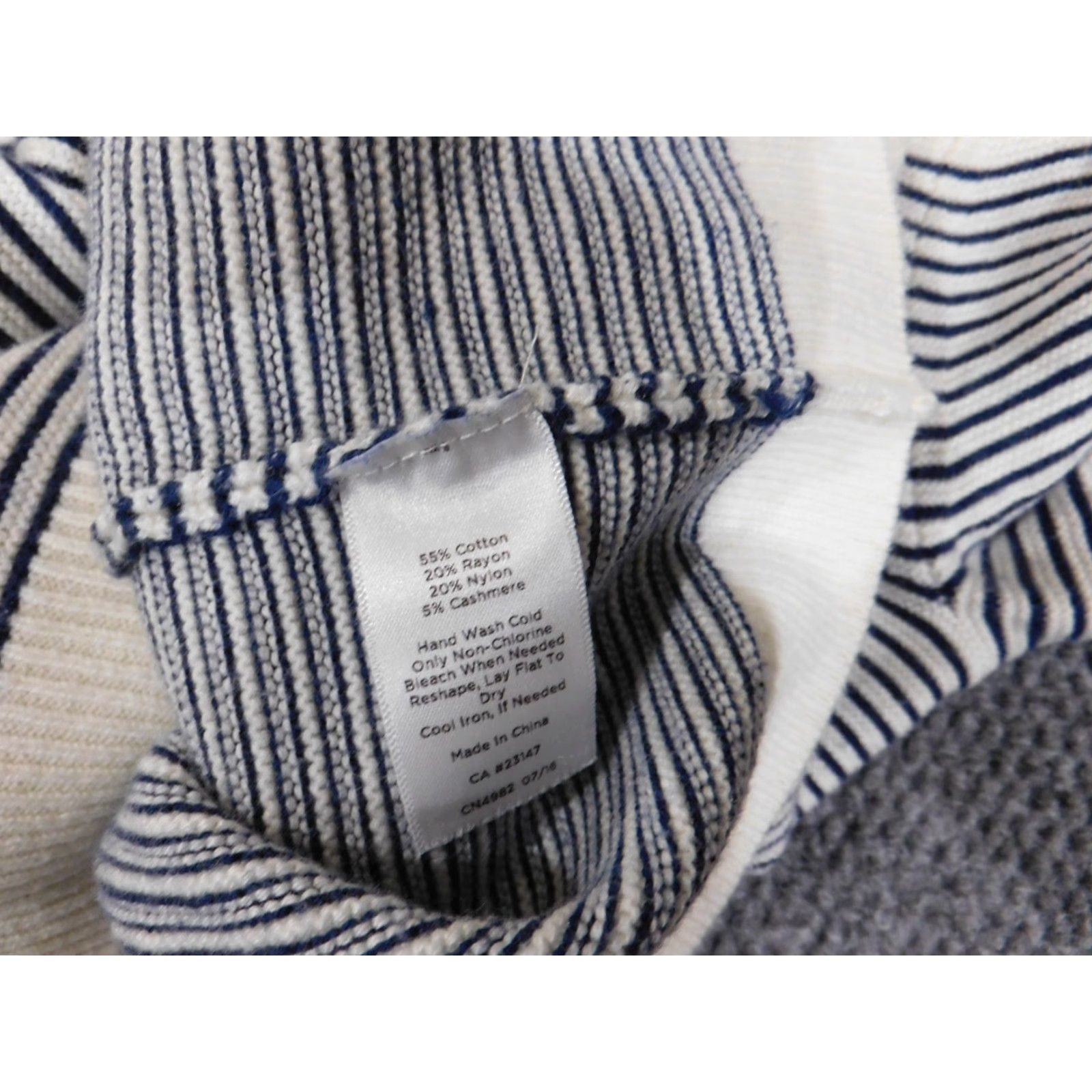 Talbots Talbots Sweater Womens small blue pullover striped crew neck stretch Size S / US 4 / IT 40 - 7 Thumbnail