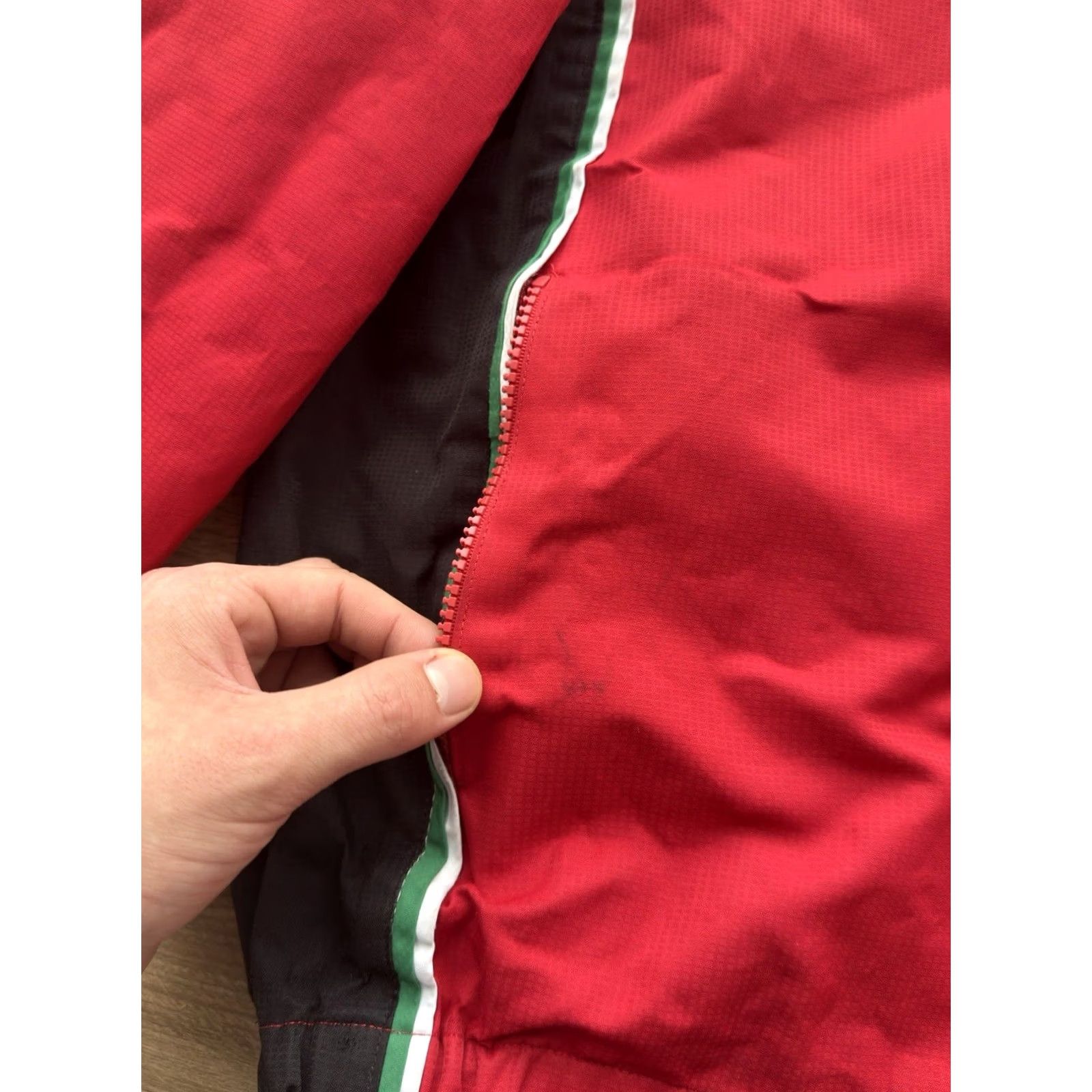 Vintage VINTAGE Ducati 1098 Racing Red Windbreaker Jacket Mens XL Size Nike? Size US XL / EU 56 / 4 - 7 Thumbnail