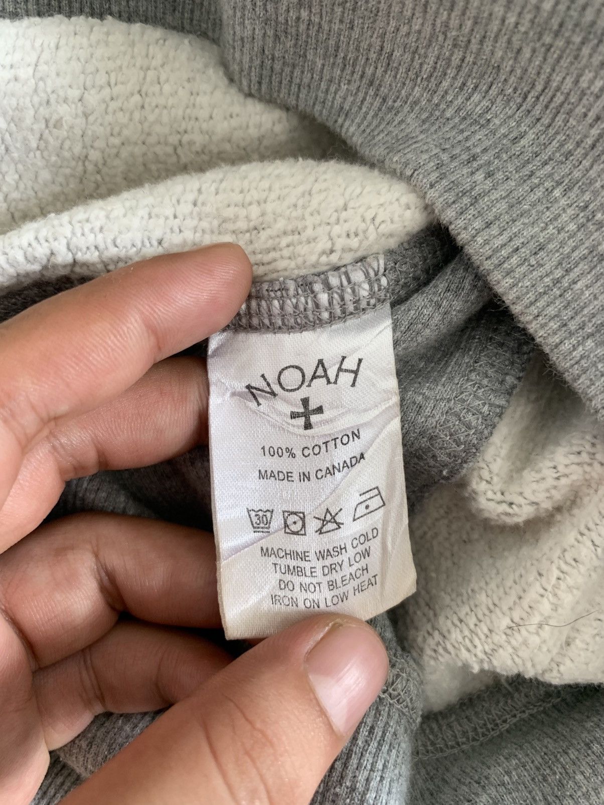 Noah Noah Rose Embroidered Pullover Hoodie Size US M / EU 48-50 / 2 - 9 Thumbnail