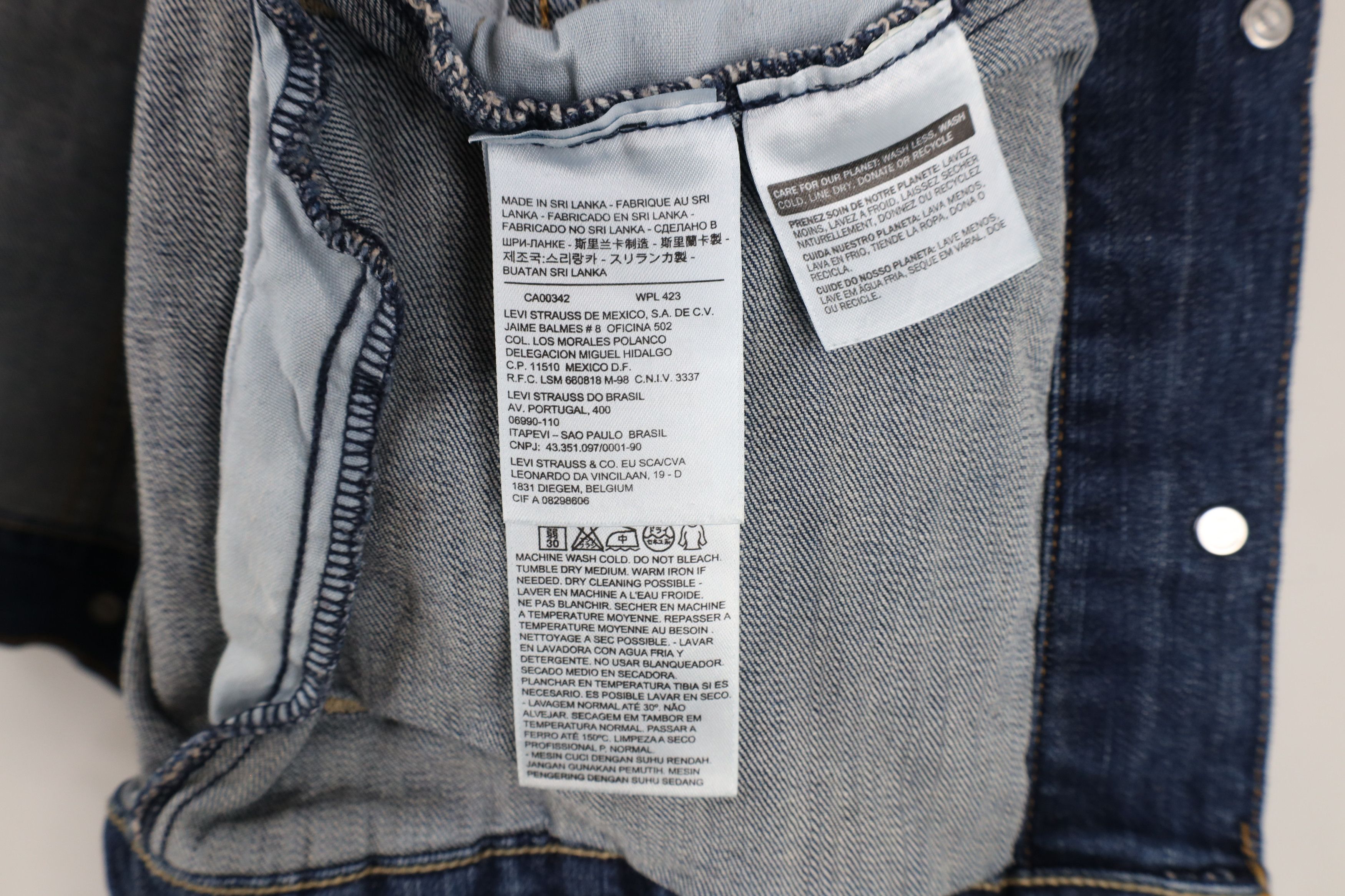 Levi's × Vintage Vintage Y2K Levis Stretch Denim Jean Trucker Jacket Blue Size L / US 10 / IT 46 - 9 Thumbnail