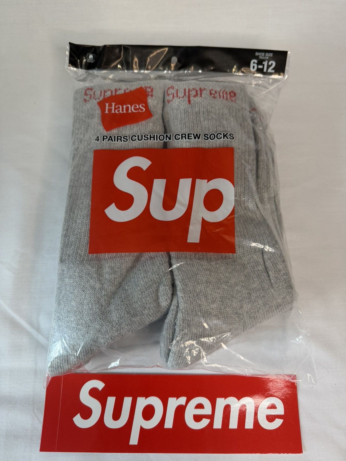 Hanes × Supreme Supreme x Hanes Crew Socks. Brand New Unopened 4 pack. Size ONE SIZE - 3 Thumbnail