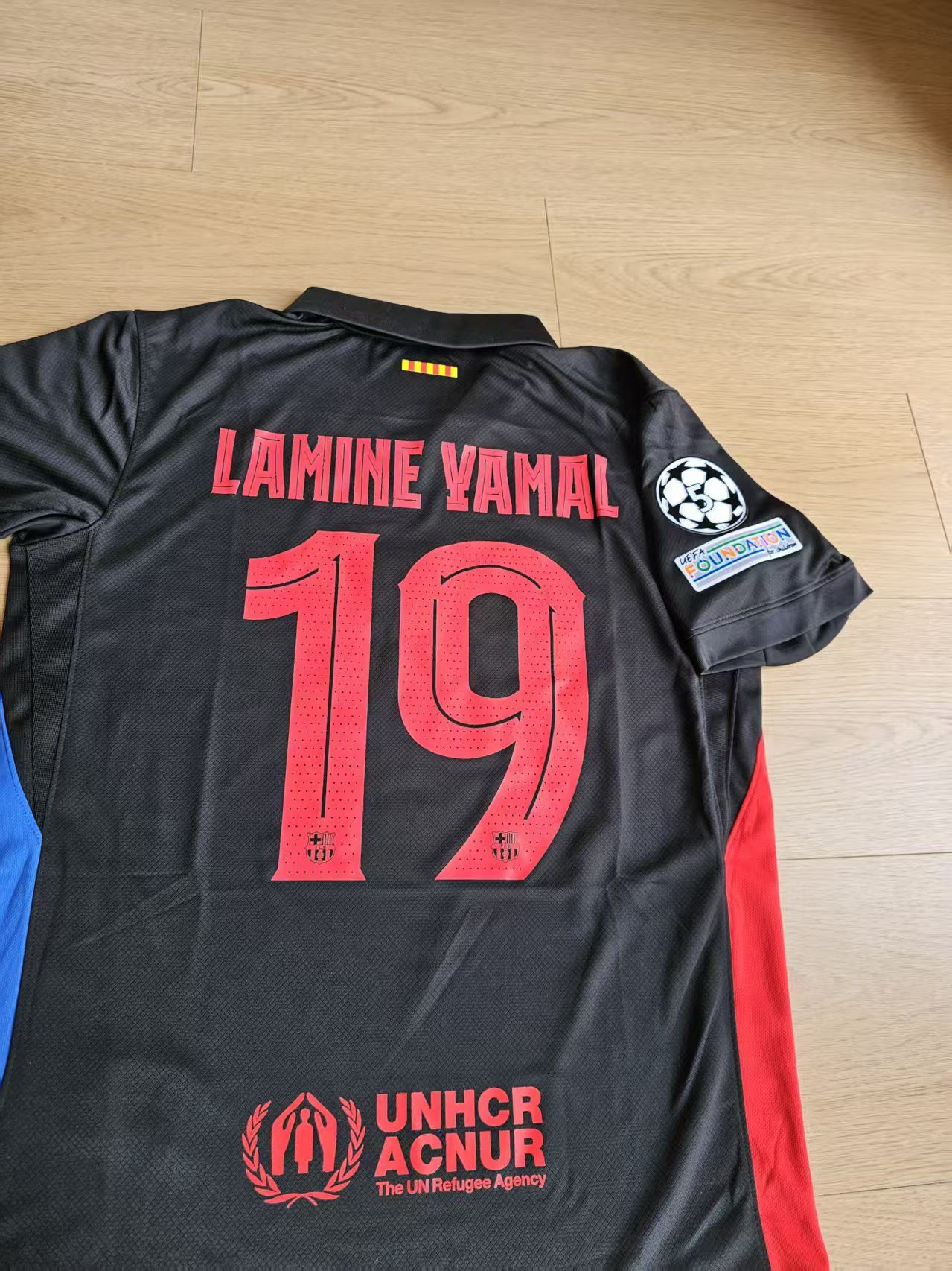 Other 2025 UEFA Champions Barcelona #19 Lamine Yamal Jersey Away Size US M / EU 48-50 / 2 - 5 Thumbnail