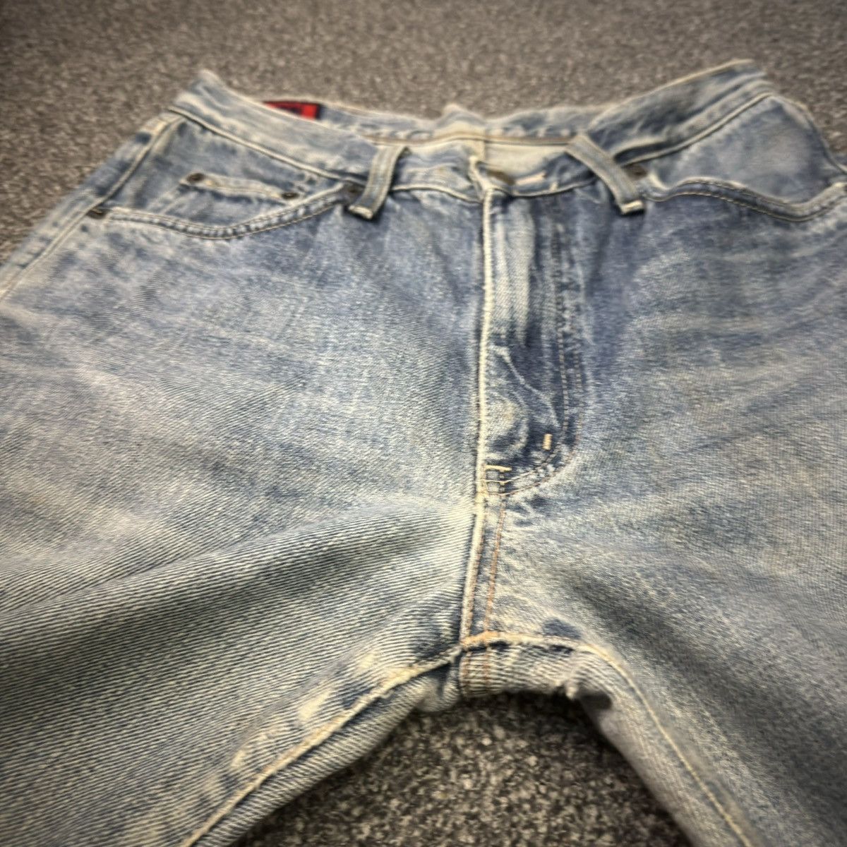 Japanese Brand Vintage Edwin 503 Regular Mid Wash Whiskering Denim Size US 29 - 11 Thumbnail