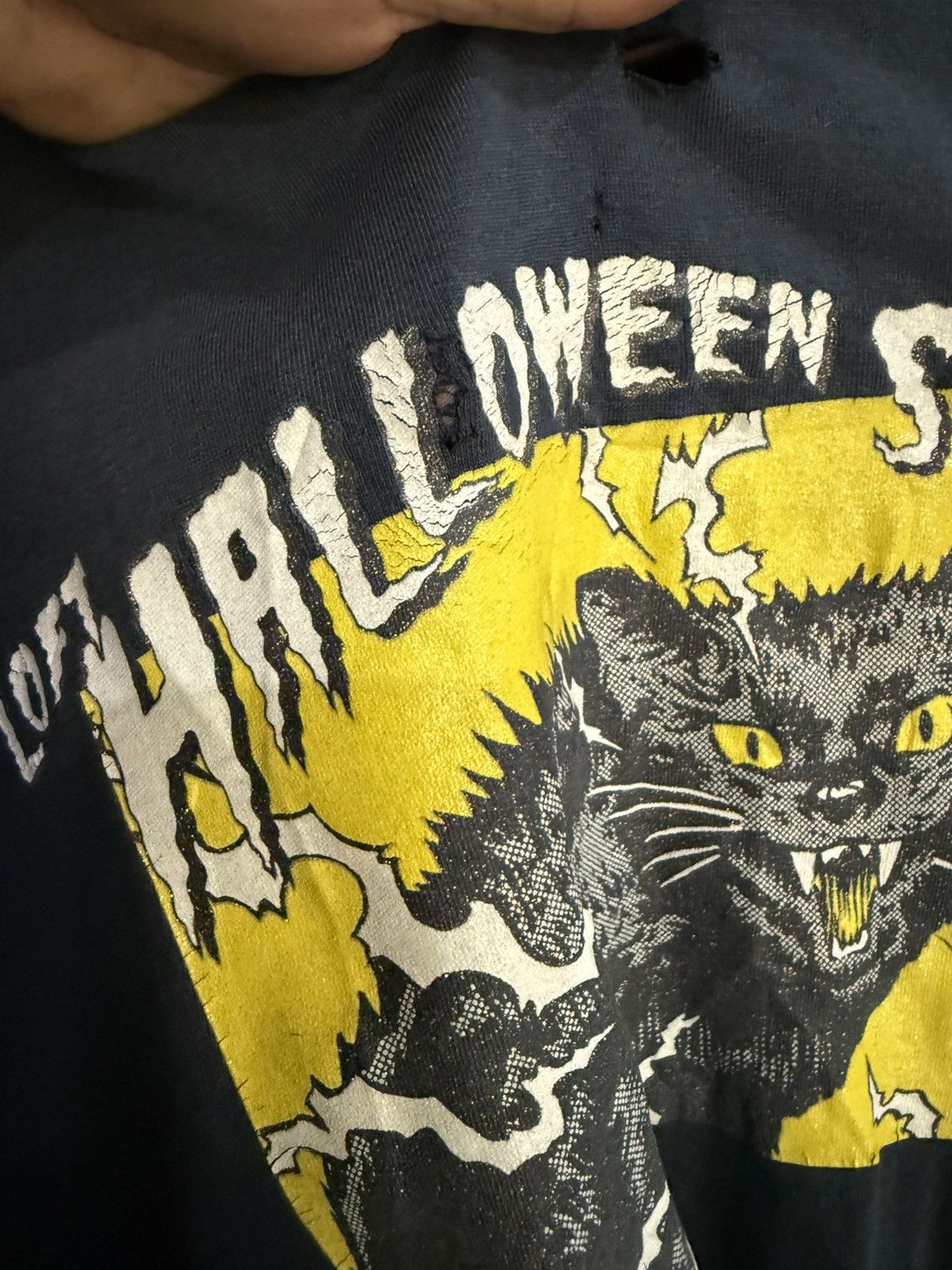 Other Thrashed Vintage Loft Halloween Show Horror Tee Size US M / EU 48-50 / 2 - 8 Thumbnail