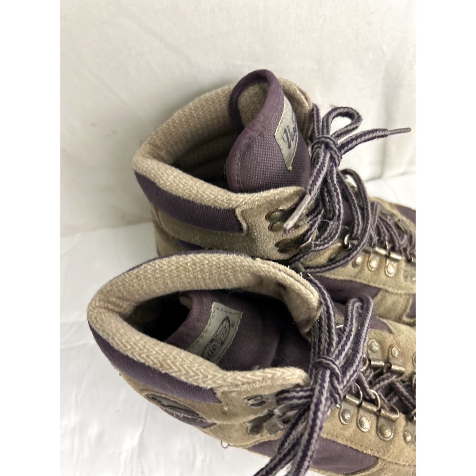 Vasque **Vintage Gray Purple Suede Vasque 7595 Hiking Boot Women's 8.5** User: Vintage Gray Purple Suede Vasque 7595 Hiking Boot Women's Size 8.5 Size US 9 / IT 39 - 5 Thumbnail