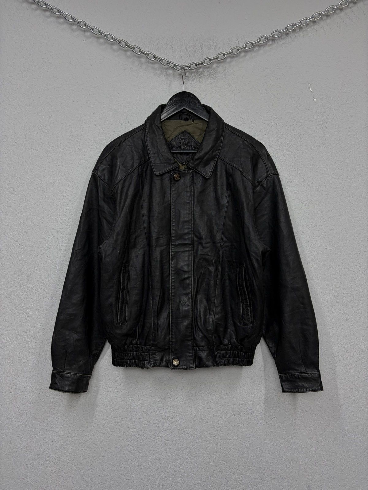 Valentino Vintage R.VALENTINO Black Leather Bomber Jacket Italy 90s Size US M / EU 48-50 / 2 - 1 Thumbnail
