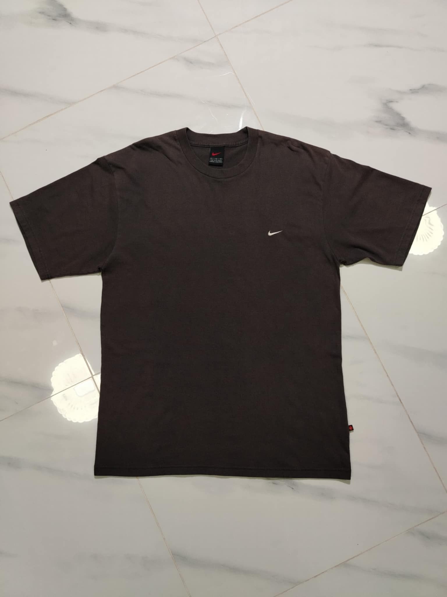 Nike Vintage Nike Mini Swoosh T-Shirt Choco Brown Size US L / EU 52-54 / 3 - 2 Thumbnail