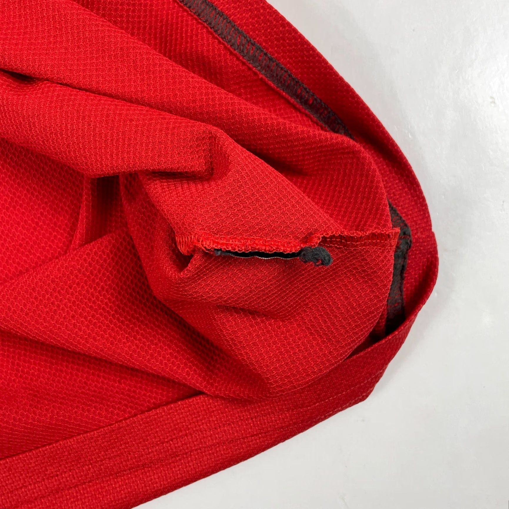 The North Face VINTAGE The North Face Shirt Mens Medium Red Flashdry Short Sleeve Hiking Workout Gym Size US M / EU 48-50 / 2 - 7 Thumbnail