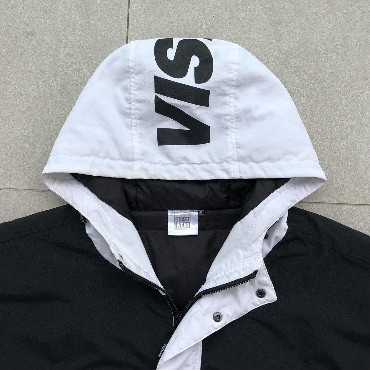 Vision Streetwear Vision Street Wear White Black Light Puffer Hoodie Jacket Size US XXL / EU 58 / 5 - 5 Thumbnail