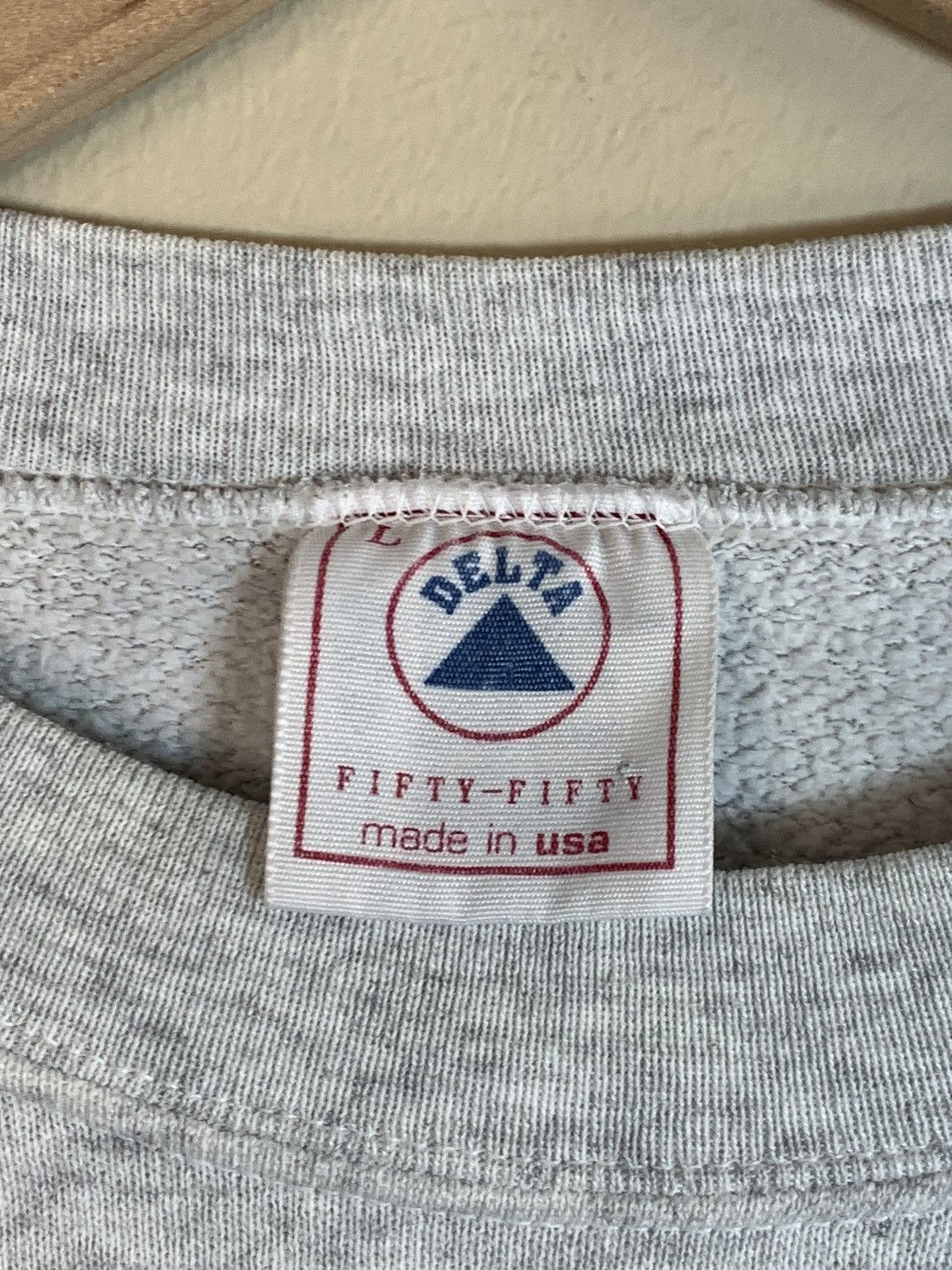 Vintage RARE* Vintage Living Epistles Position Everything Sweatshirt Size US L / EU 52-54 / 3 - 9 Thumbnail