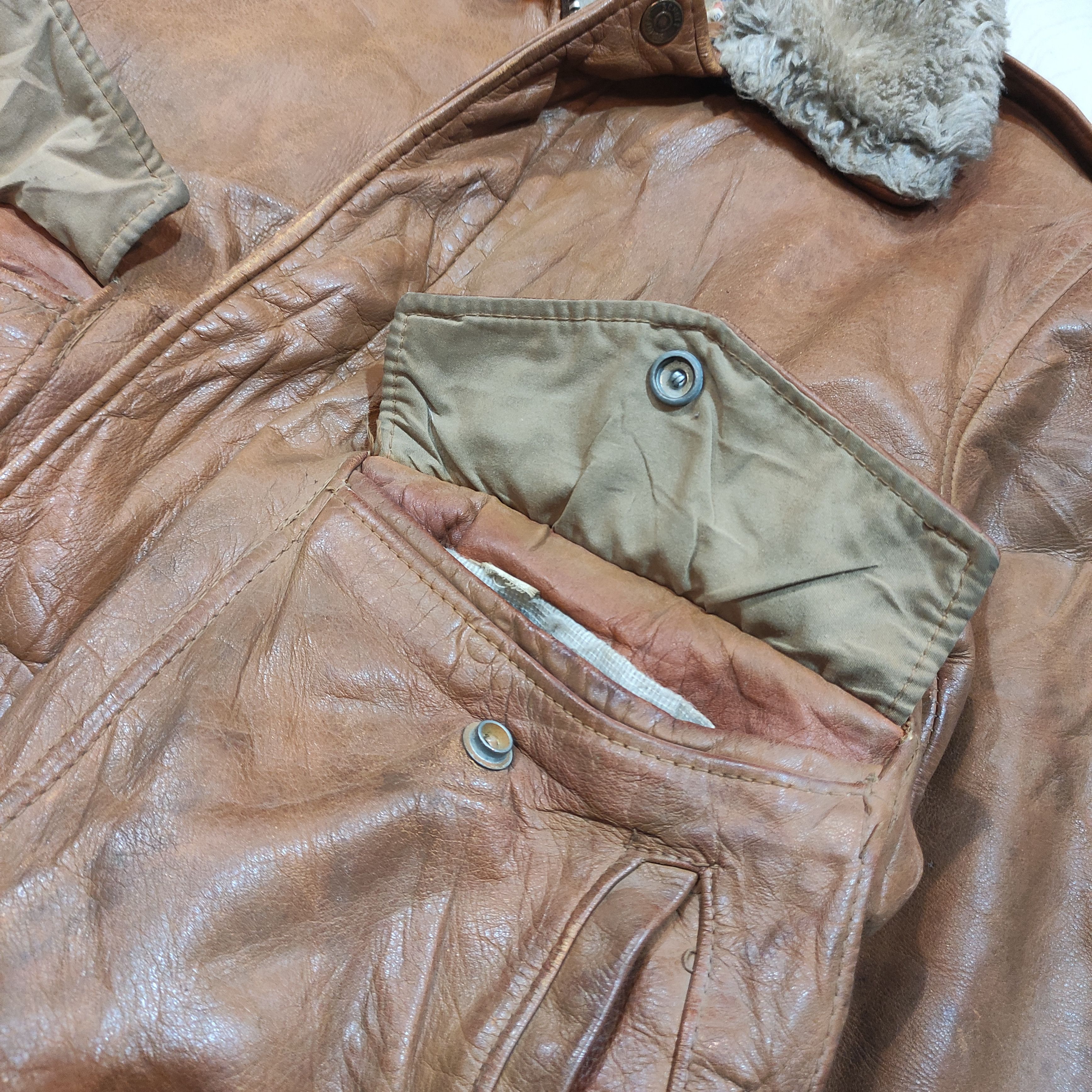 Schott Vintage Schott Leather Bomber 80s Size US M / EU 48-50 / 2 - 10 Thumbnail