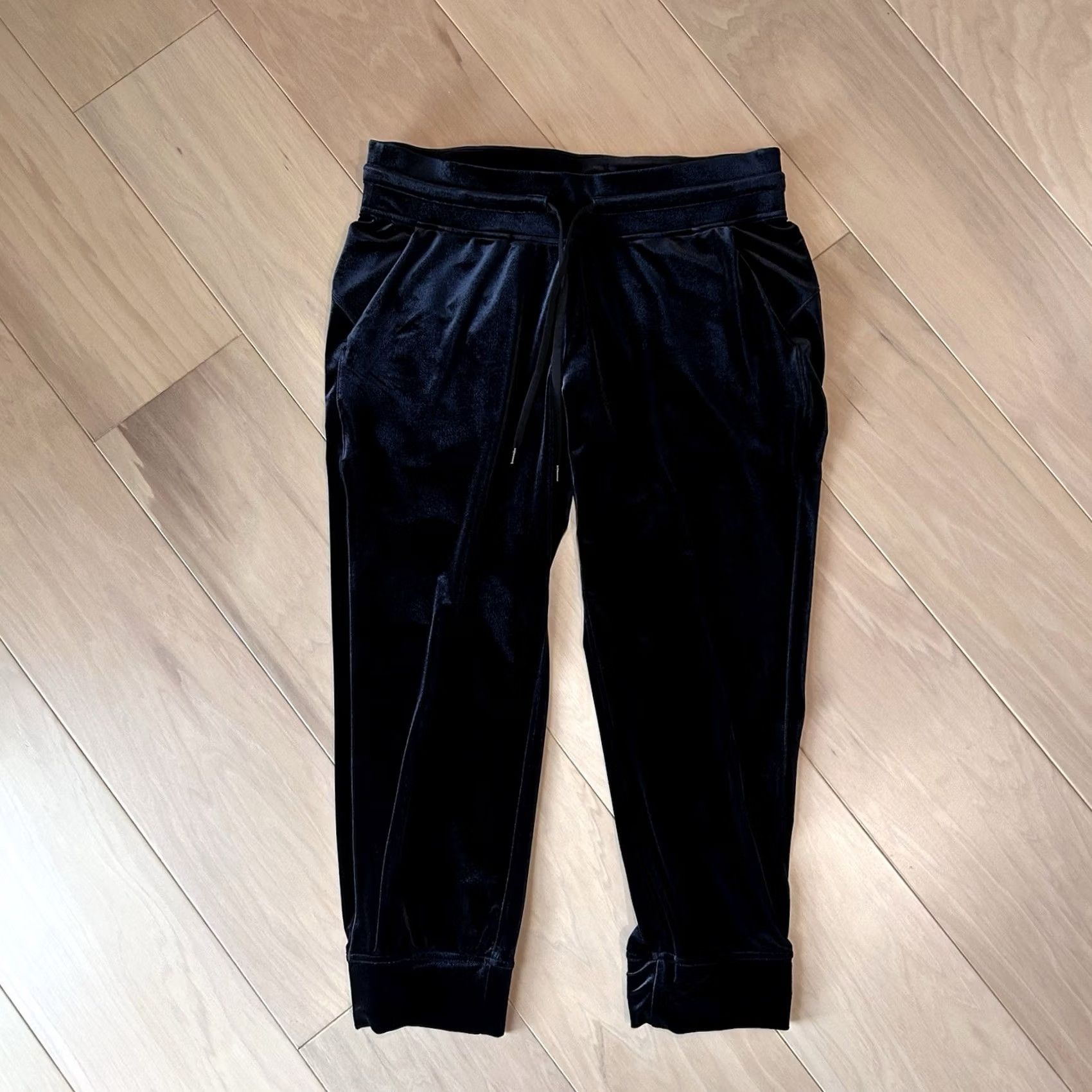 Lululemon Lululemon Ready to Crush High-Rise Jogger Crop Black Women's 10 Athleisure Pants Tapered Inseam 24in Velour N/A Size 32" / US 10 / IT 46 - 2 Thumbnail