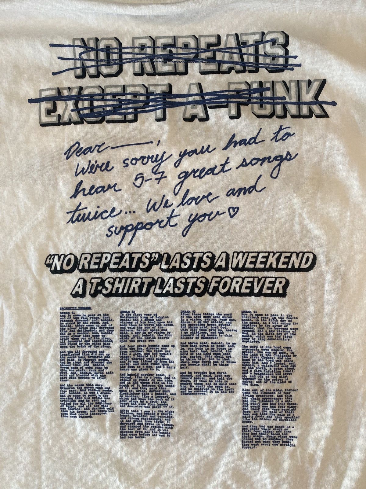 Band Tees Vampire Weekend Madison Square Garden Two Nights Tee Size US M / EU 48-50 / 2 - 3 Thumbnail