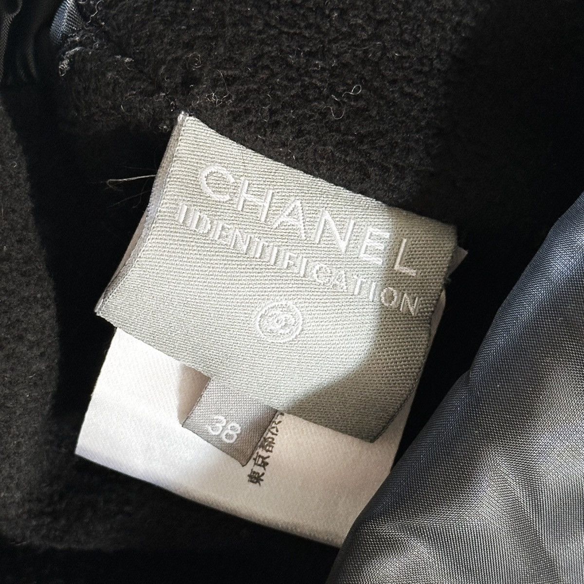 Chanel Chanel AW2003 CC Shell Ski Jacket Size US L / EU 52-54 / 3 - 13 Thumbnail